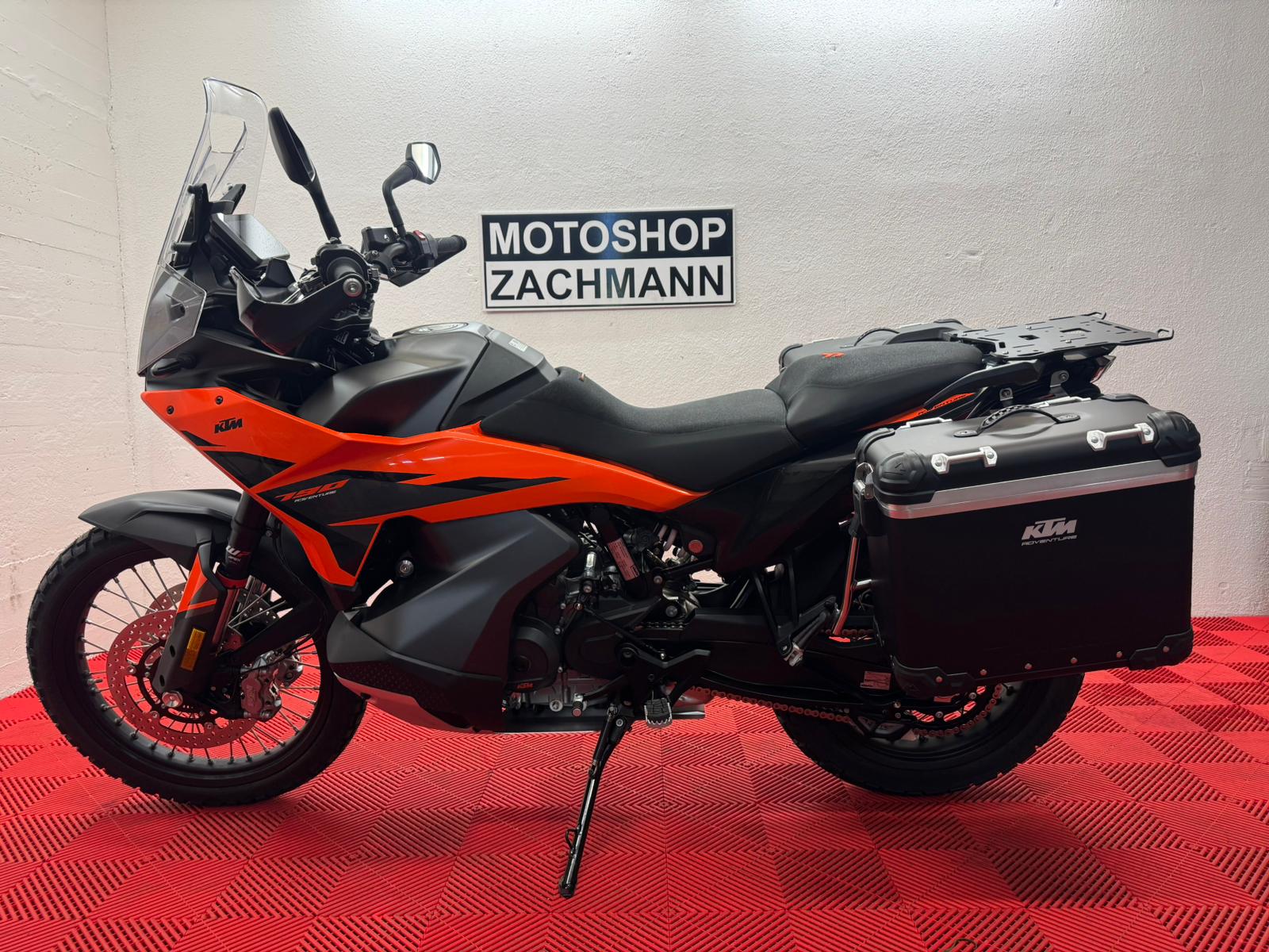 KTM 790 Adventure-image-4