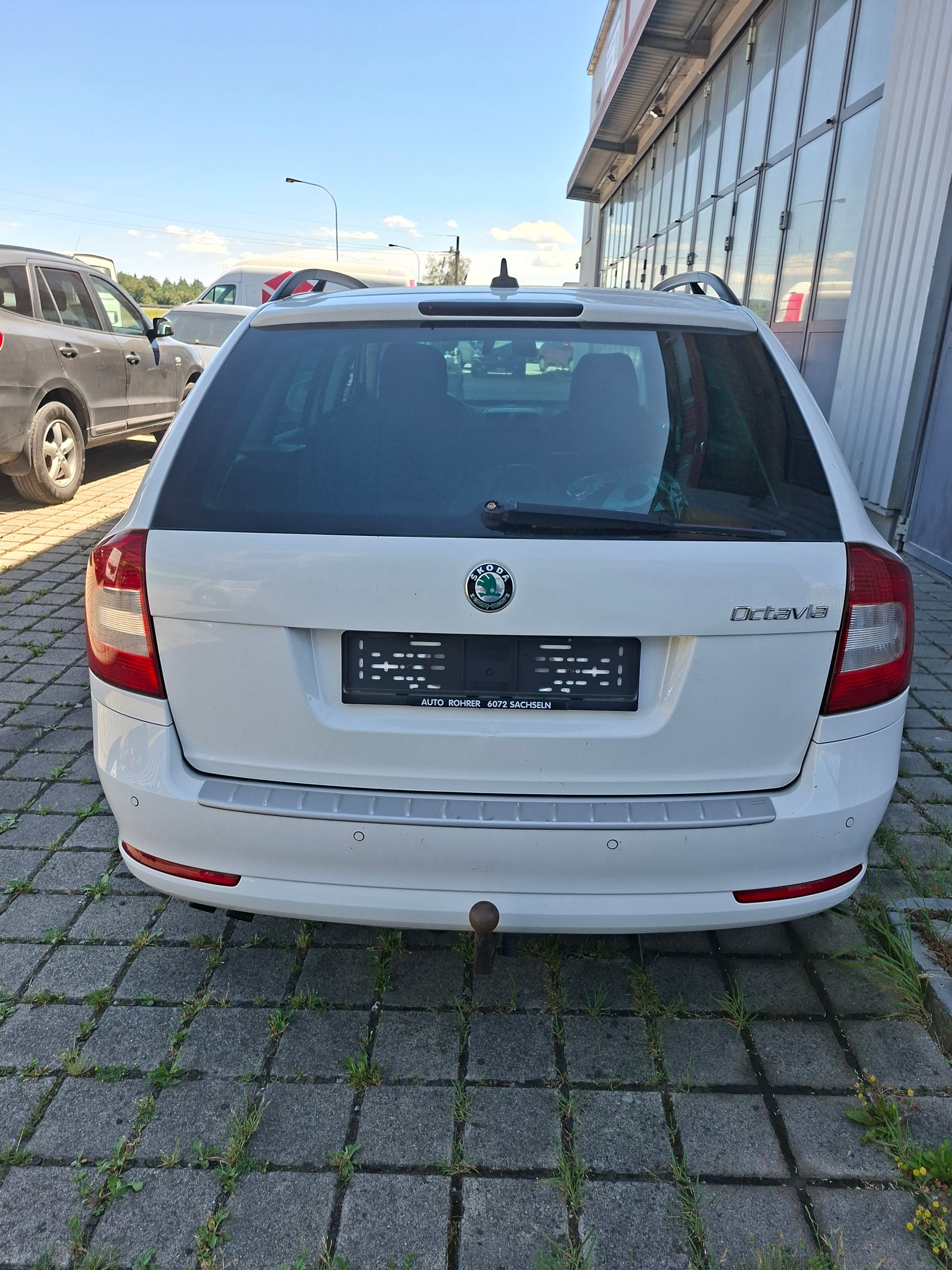 SKODA Octavia Combi 1.8 TSI Ambition 4x4-image-3