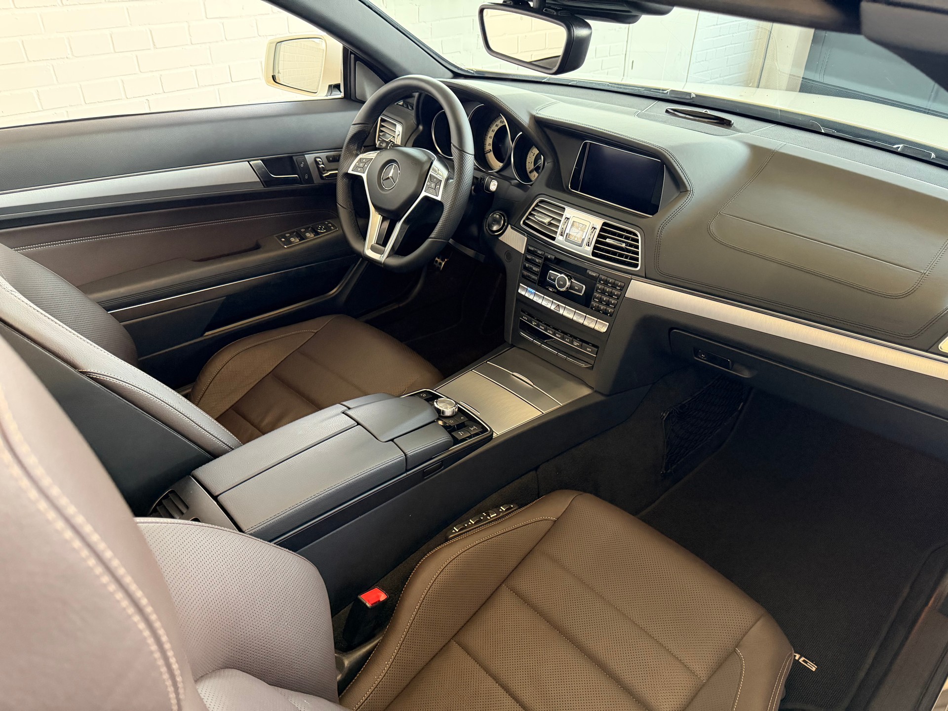 MERCEDES-BENZ E 400 7G-Tronic AMG LINE I 333 PS I-image-15