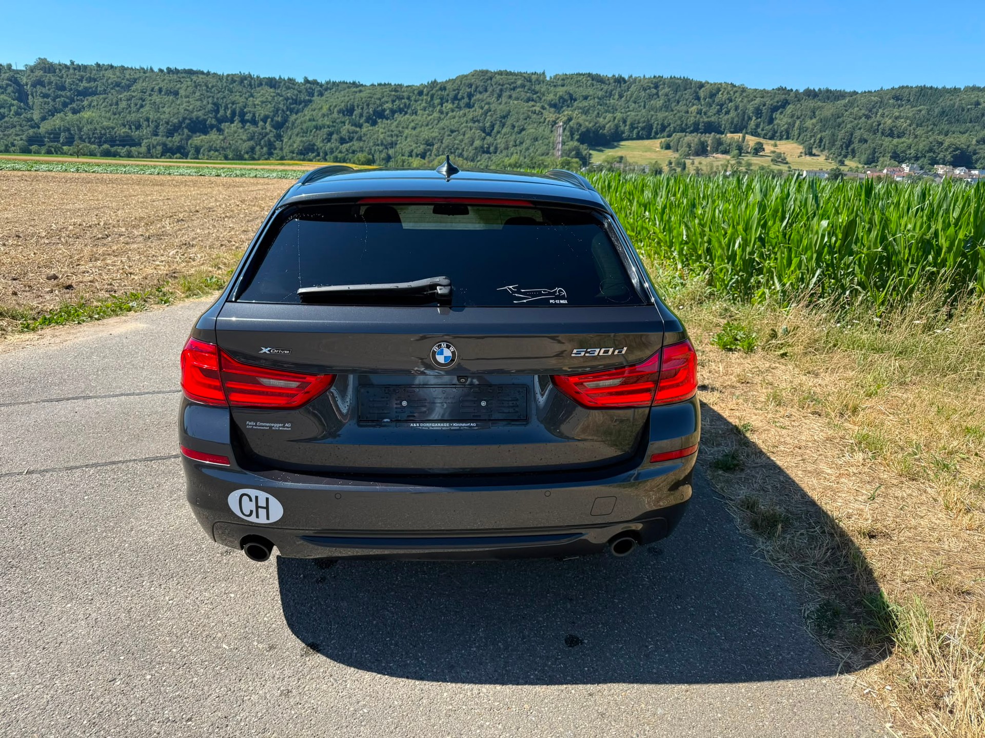 BMW 530d xDrive Touring Sport Line Steptronic-image-3