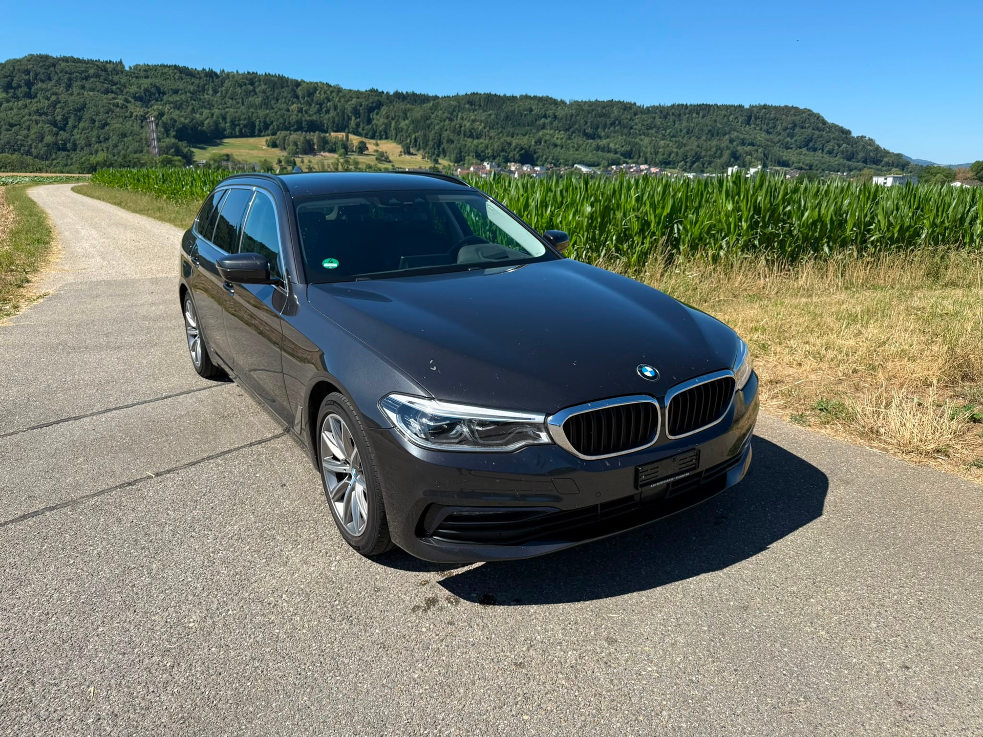 BMW 530d xDrive Touring Sport Line Steptronic-image-6