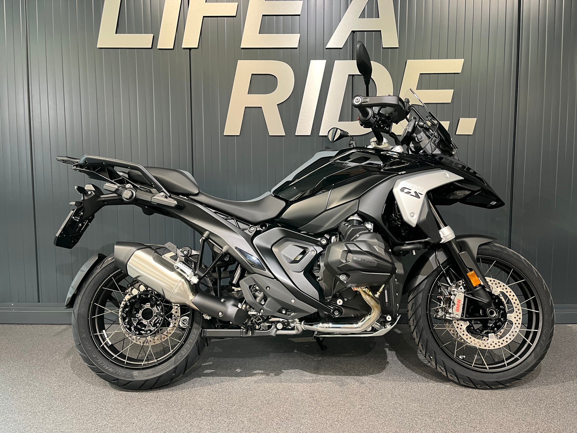 BMW R 1300 GS-image-0