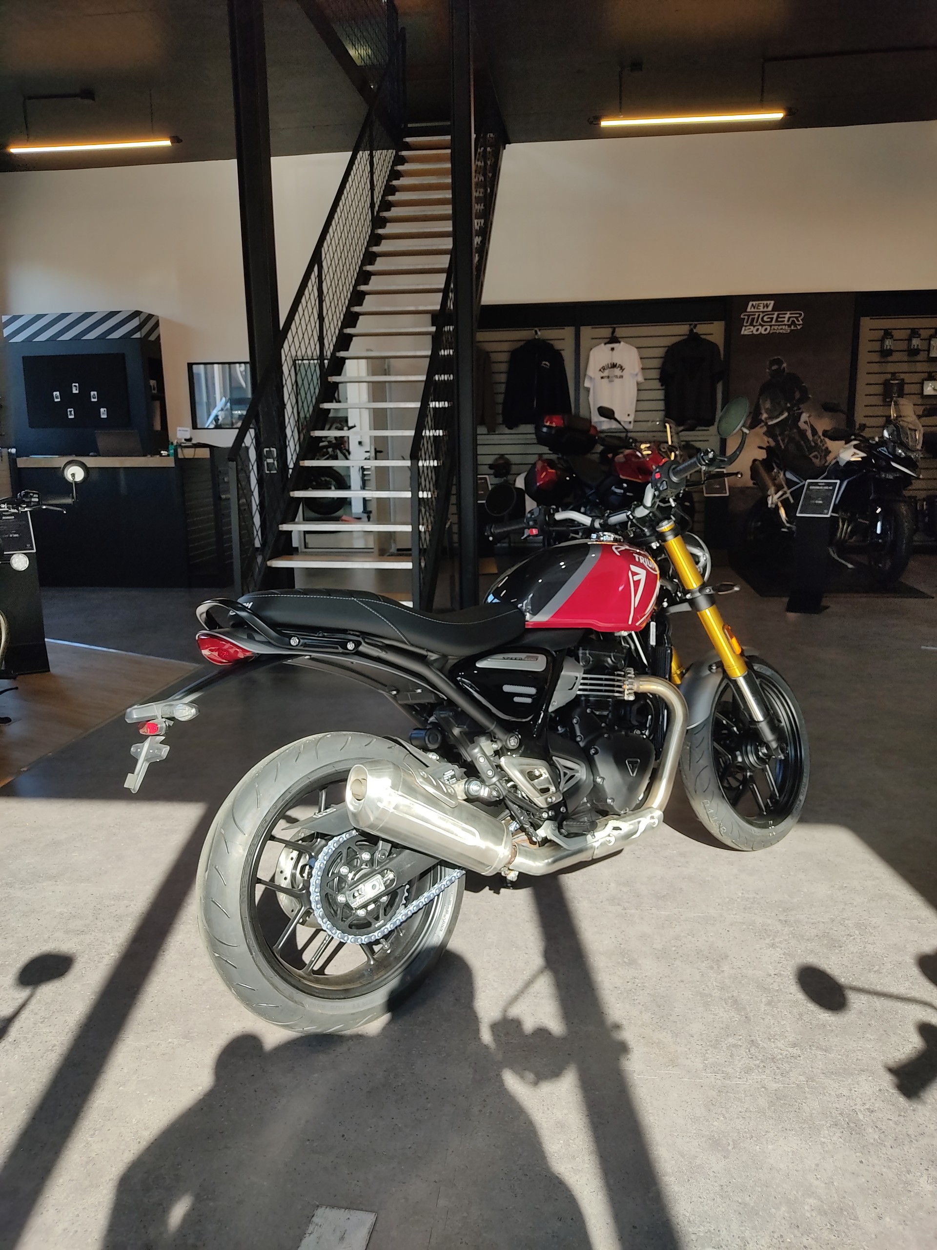 TRIUMPH Speed 400 XC-image-2