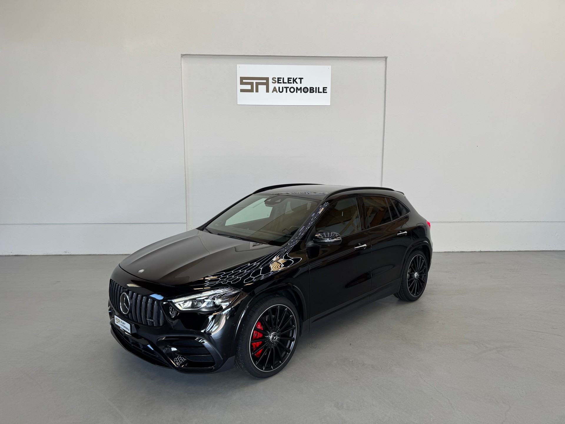 MERCEDES-BENZ GLA AMG 35 4Matic 8G-DCT