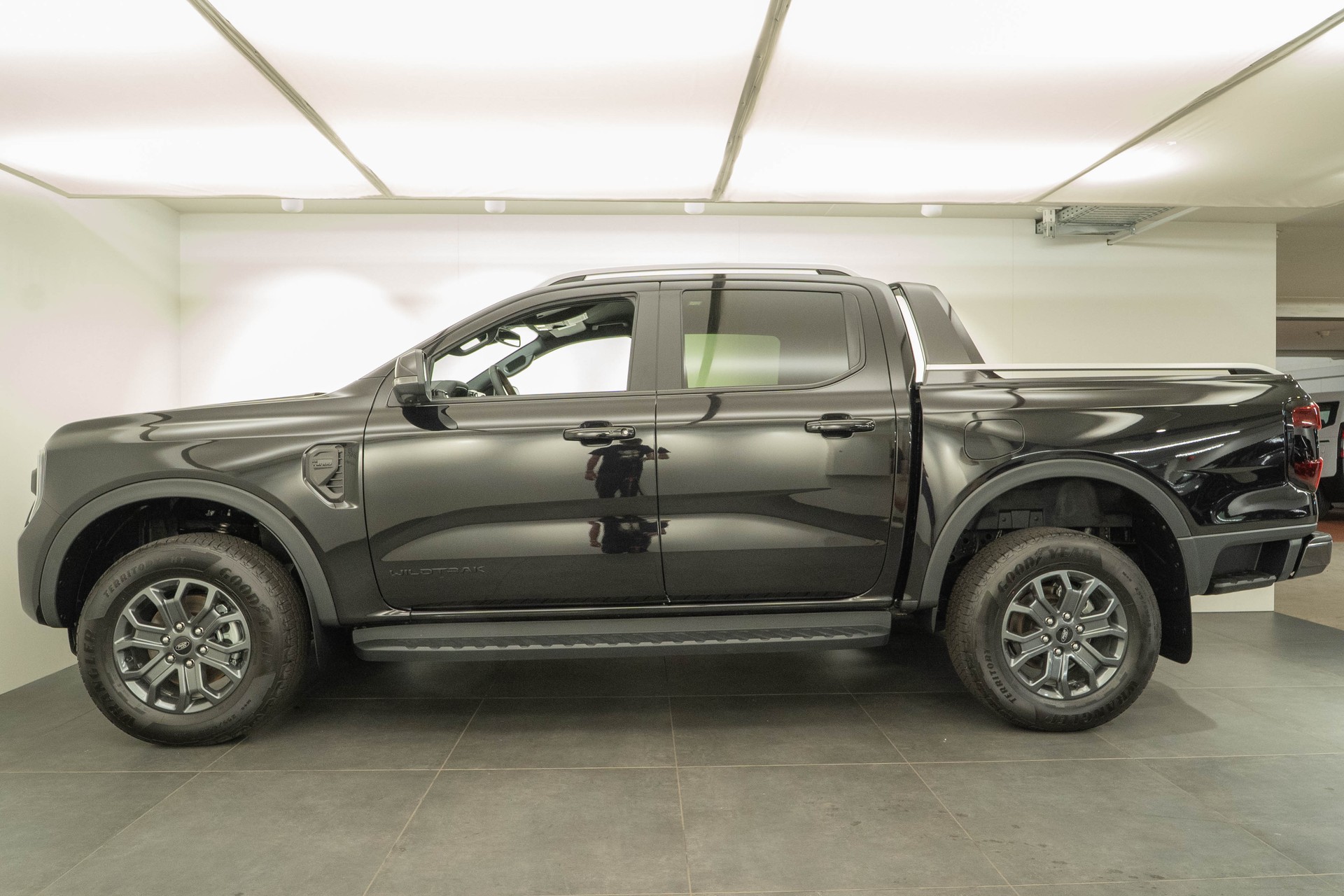 FORD Ranger DKab.Pick-up 2.0 EcoBlue 4x4 Wildtrak-showroom-element-2