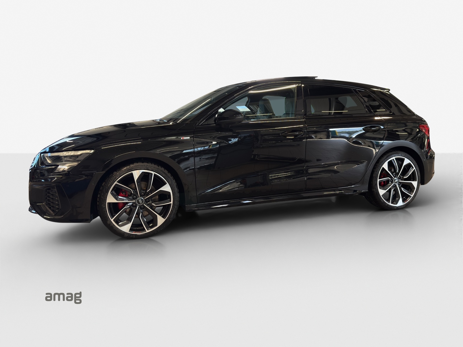AUDI A3 Sportback 35 TFSI S line Attraction S-tronic-showroom-element-1