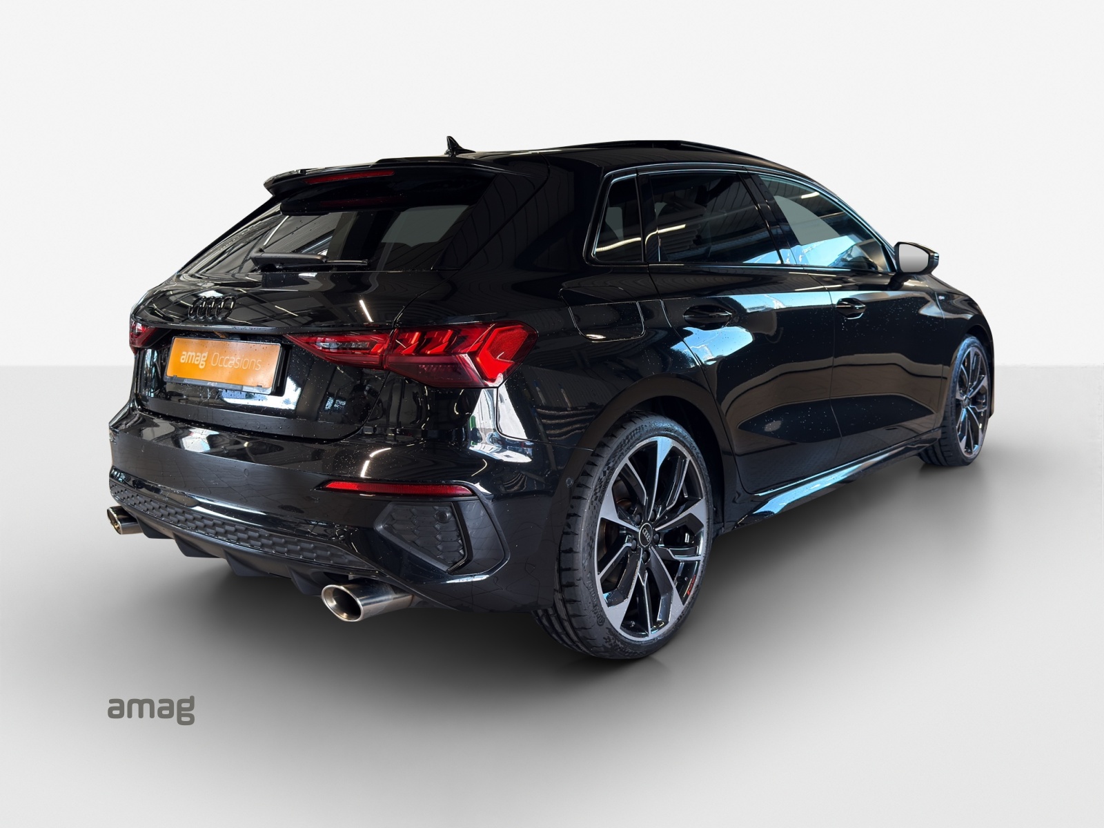 AUDI A3 Sportback 35 TFSI S line Attraction S-tronic-image-4