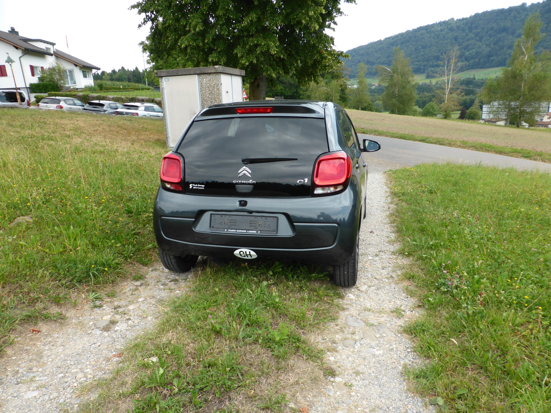 CITROEN C1 1.0 VTi Shine-image-4