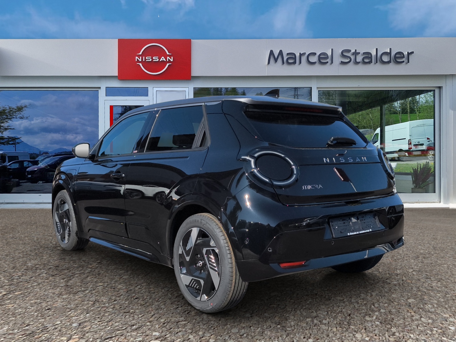 NISSAN Micra 52kWh Evolve-image-2