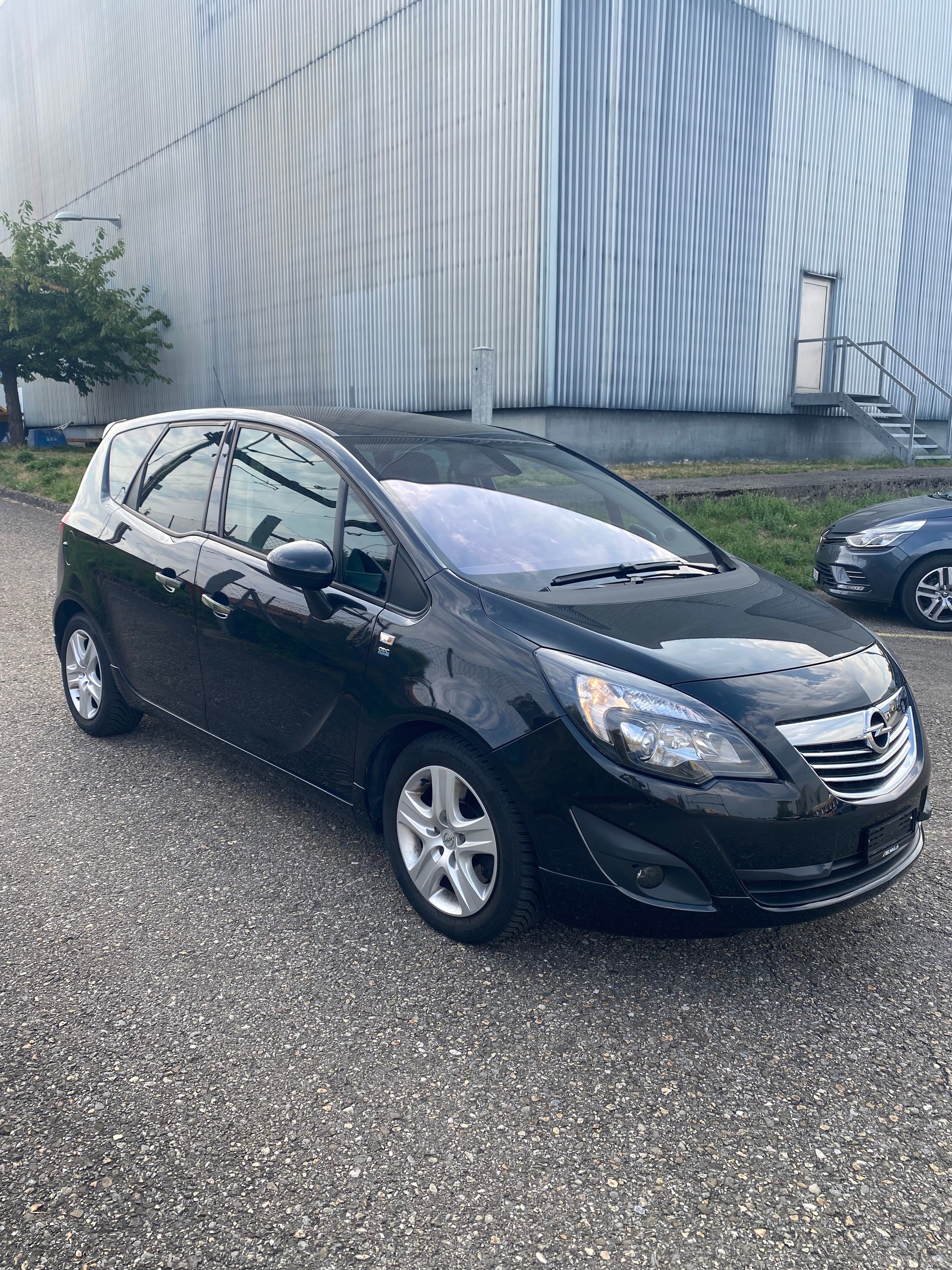 OPEL Meriva 1.4 Turbo Cosmo-image-13