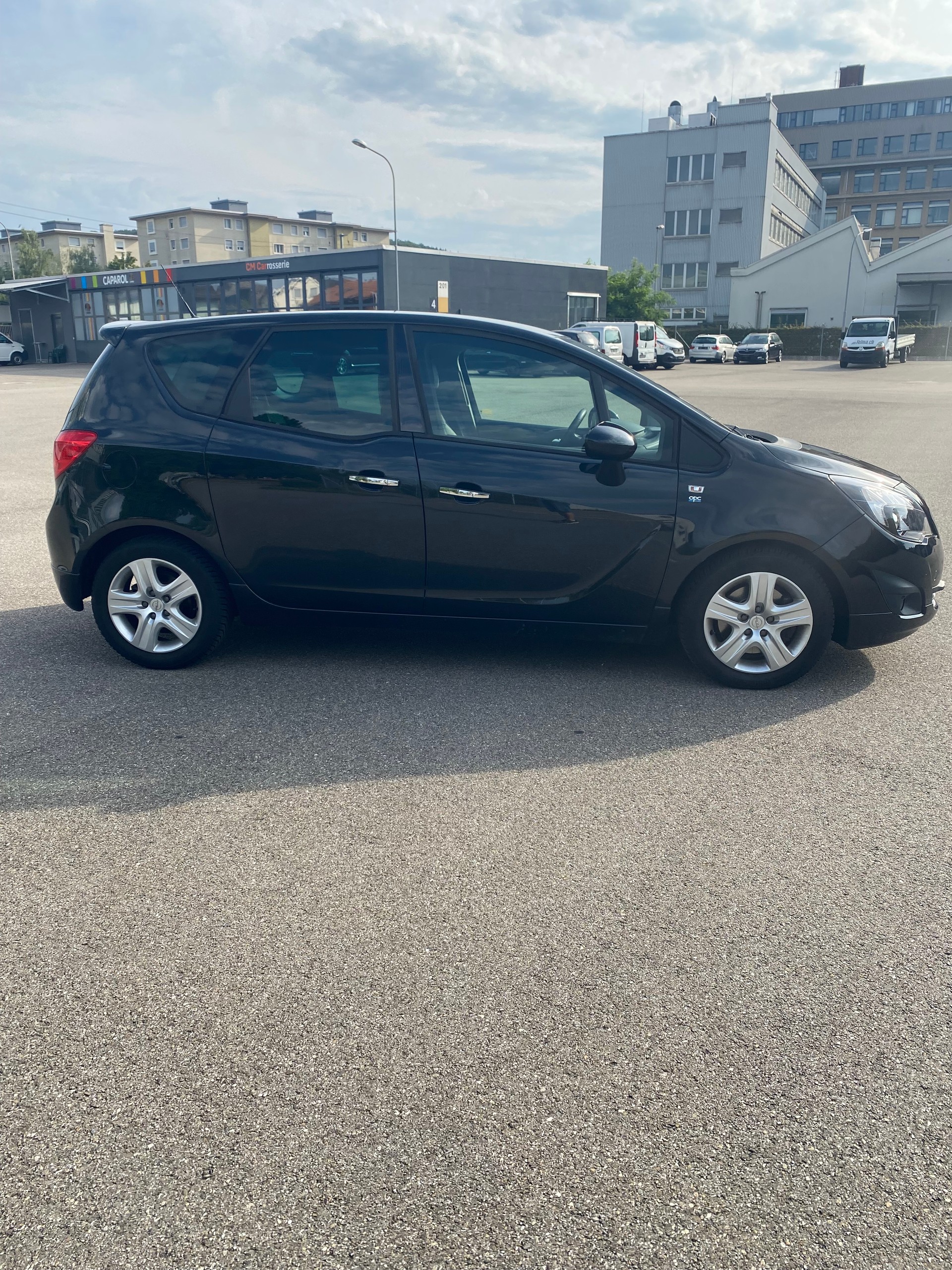 OPEL Meriva 1.4 Turbo Cosmo-image-14