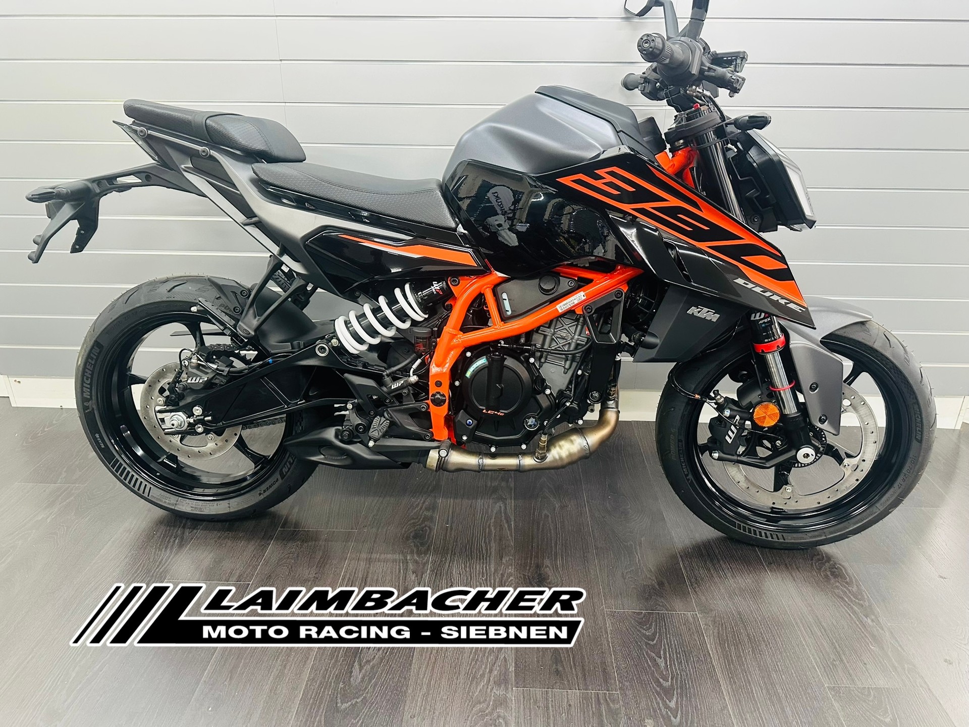 KTM 390 Duke-image-0
