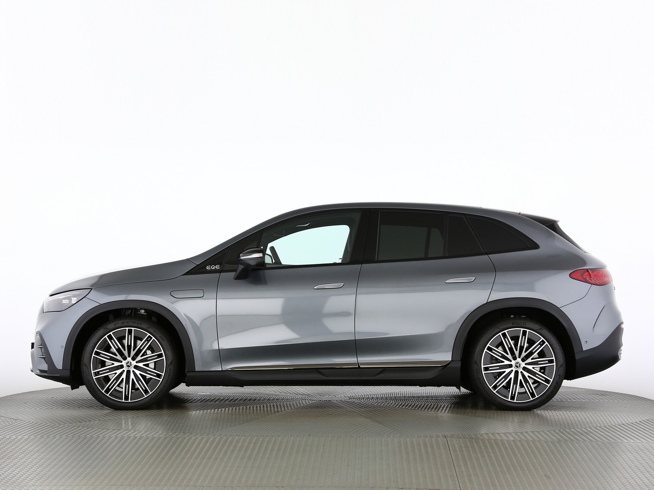 MERCEDES-BENZ EQE SUV 350 4 Matic Executive Edition-showroom-element-1