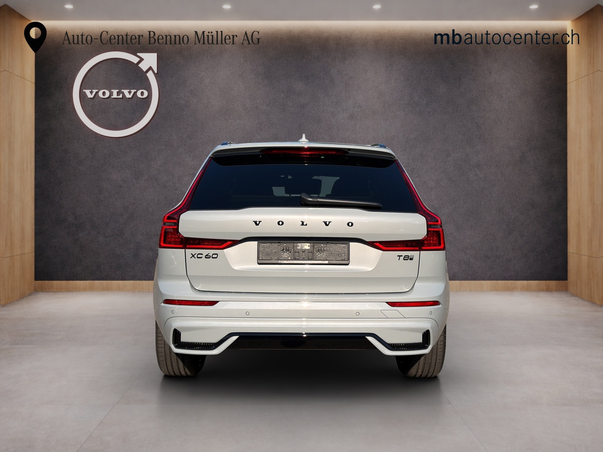 VOLVO XC60 2.0 T8 TE Black Edition eAWD-showroom-element-3