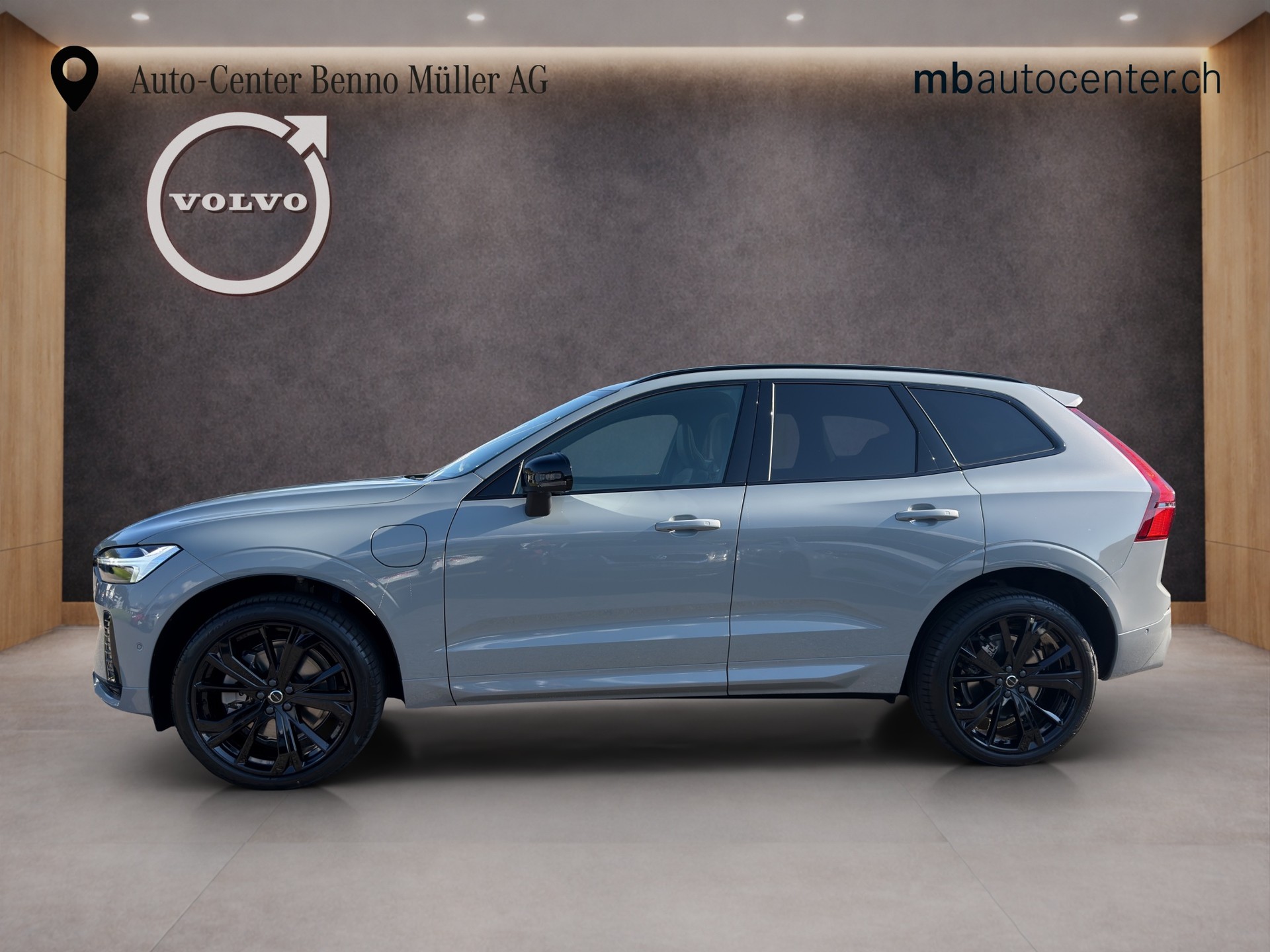 VOLVO XC60 2.0 T8 TE Black Edition eAWD-showroom-element-1