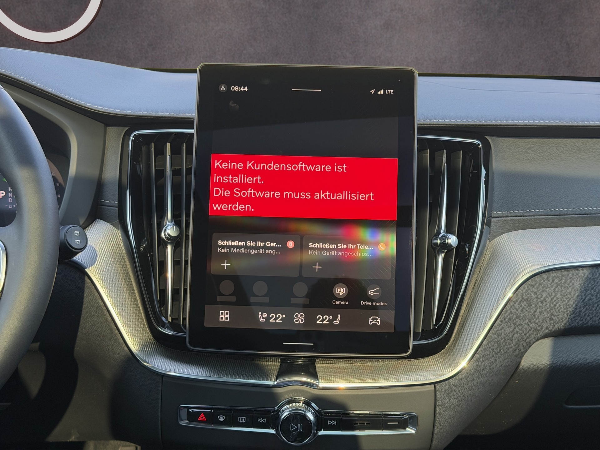 VOLVO XC60 2.0 T8 TE Black Edition eAWD-image-13
