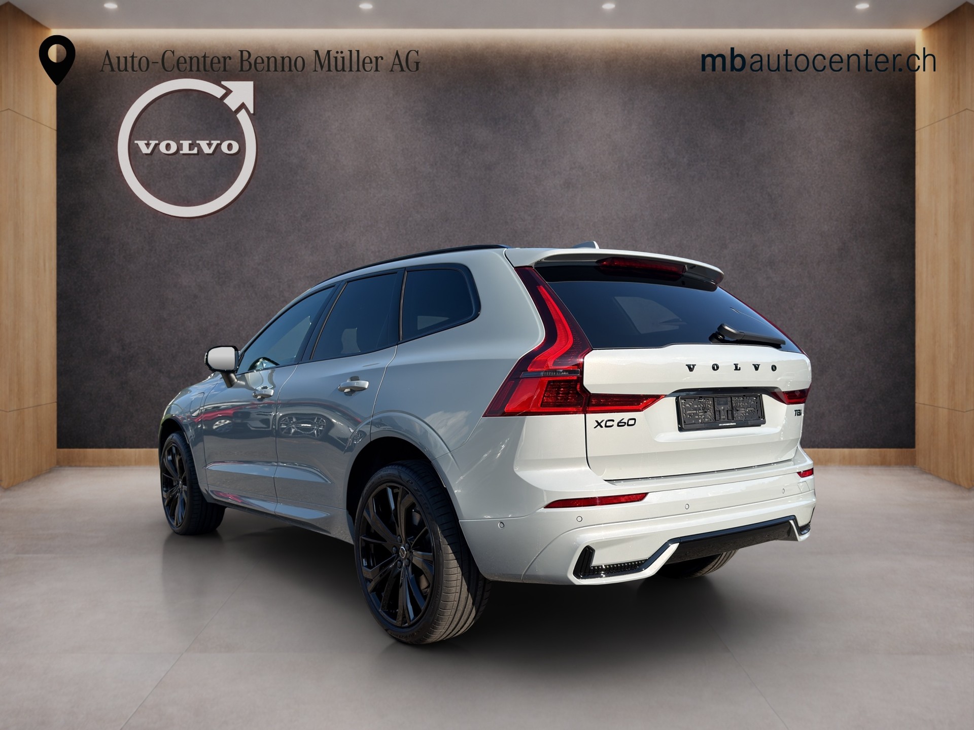 VOLVO XC60 2.0 T8 TE Black Edition eAWD-showroom-element-2