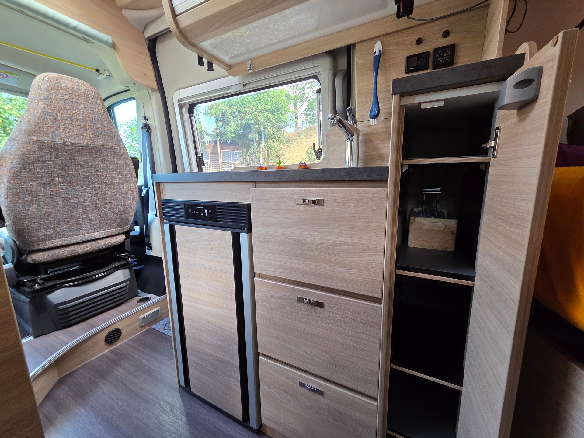FIAT Fiat Ducato 2.3 MJ 140PS Knaus BoxStar 540 MQ mit Gas und Diesel Standheizung-image-19