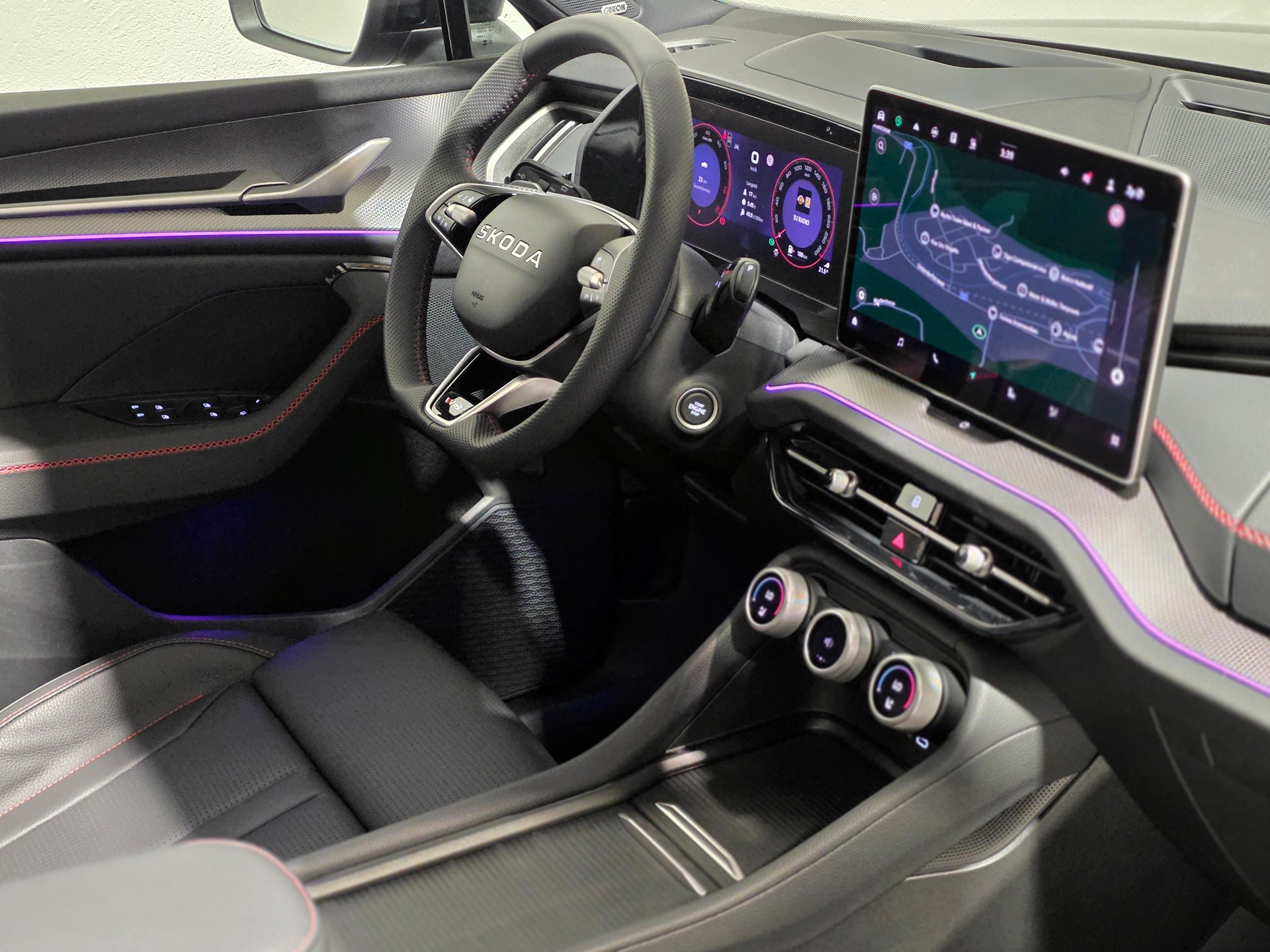 SKODA Kodiaq 2.0 TSI RS 4x4-image-24