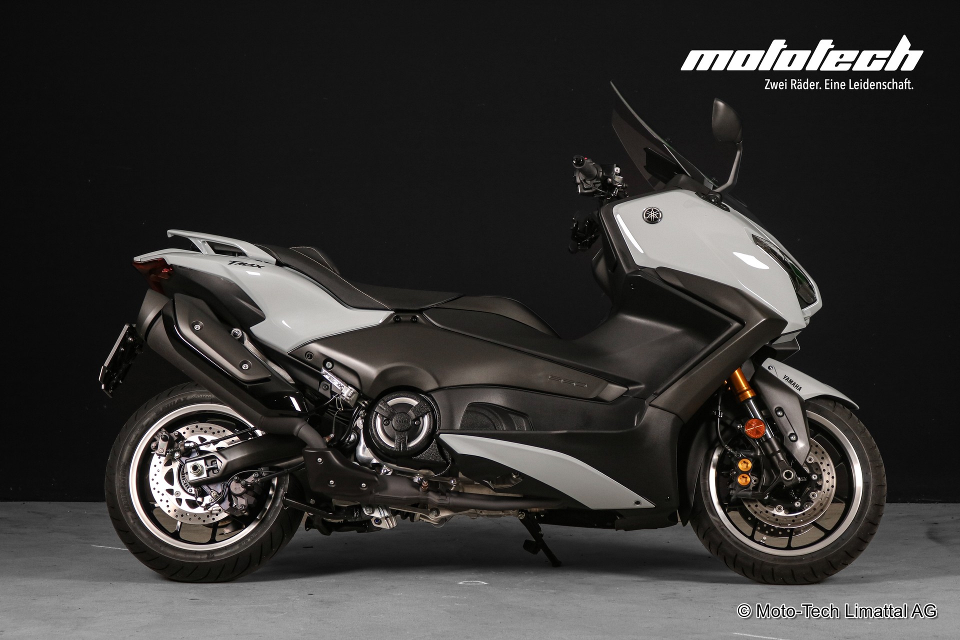 YAMAHA T-MAX Tech-Max XP 560-image-1