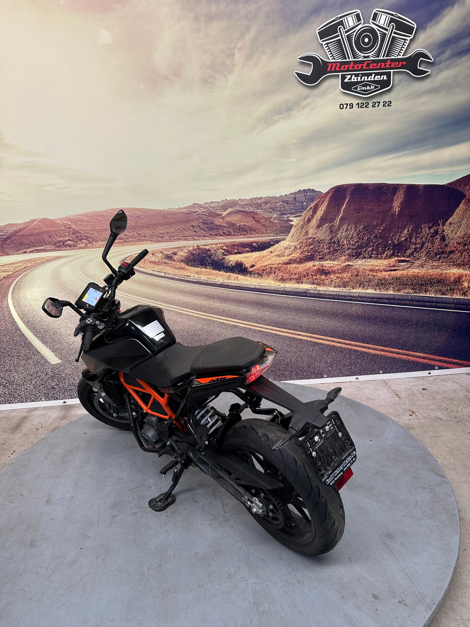 KTM 390 Duke-image-5