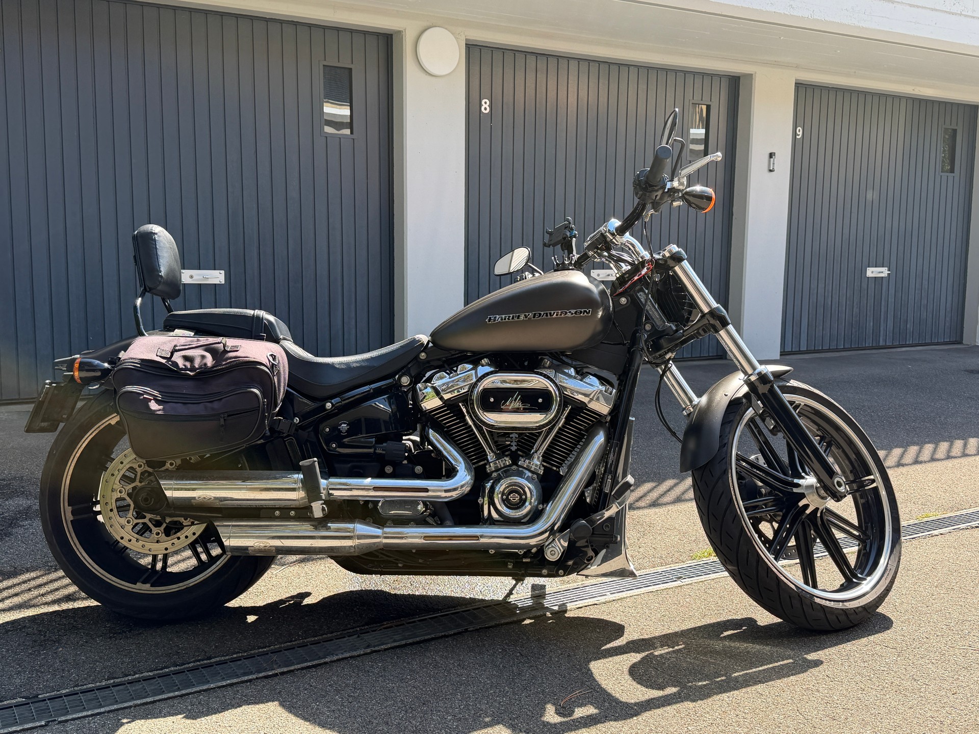 HARLEY-DAVIDSON FXBRS Breakout 114 ABS-image-2