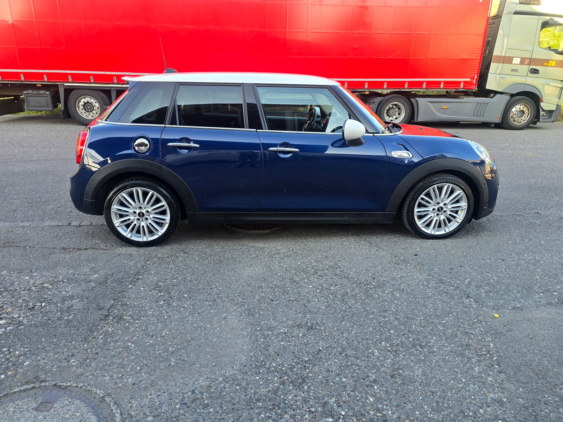 MINI Cooper S Steptronic-image-7