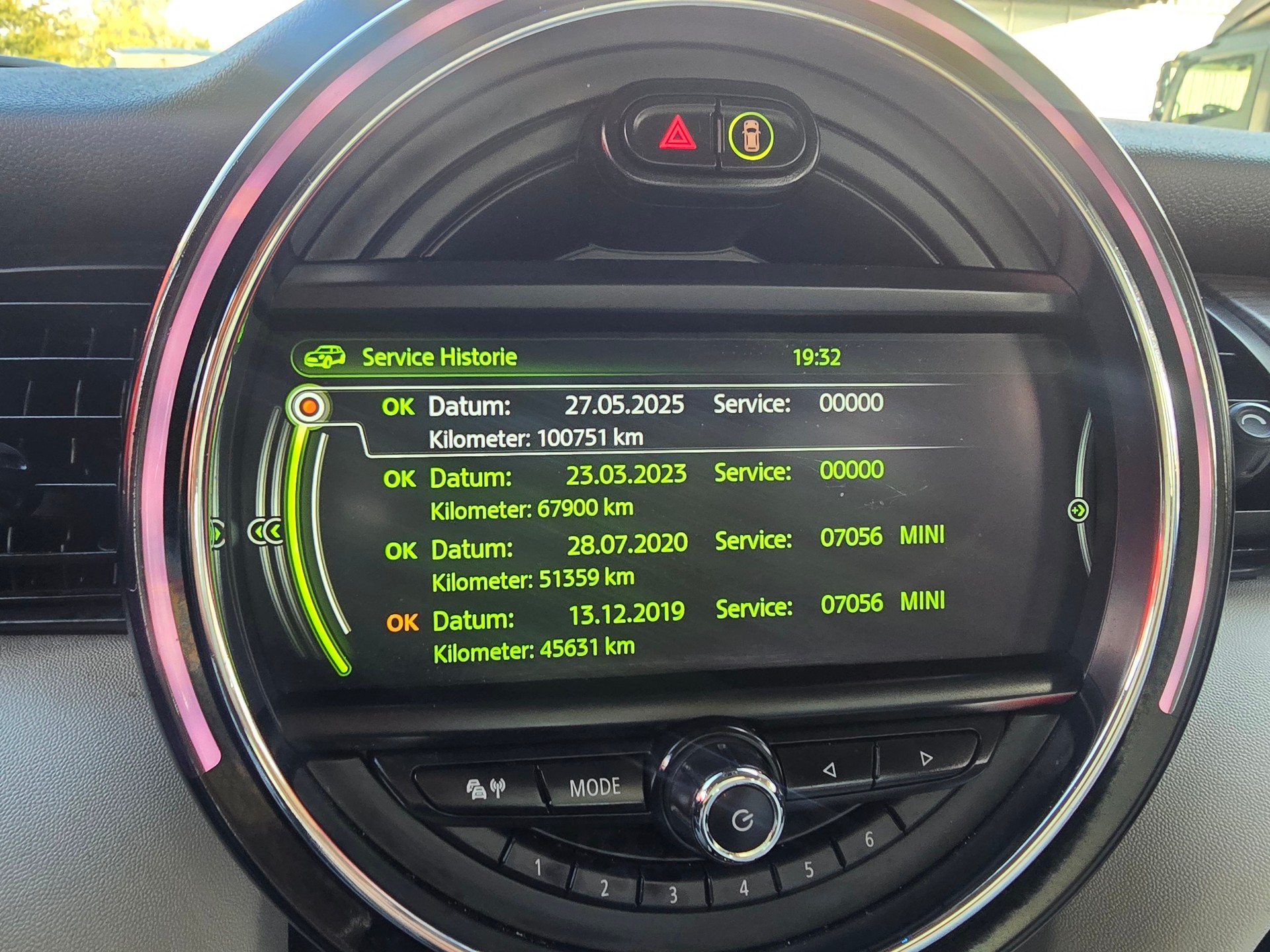 MINI Cooper S Steptronic-image-23