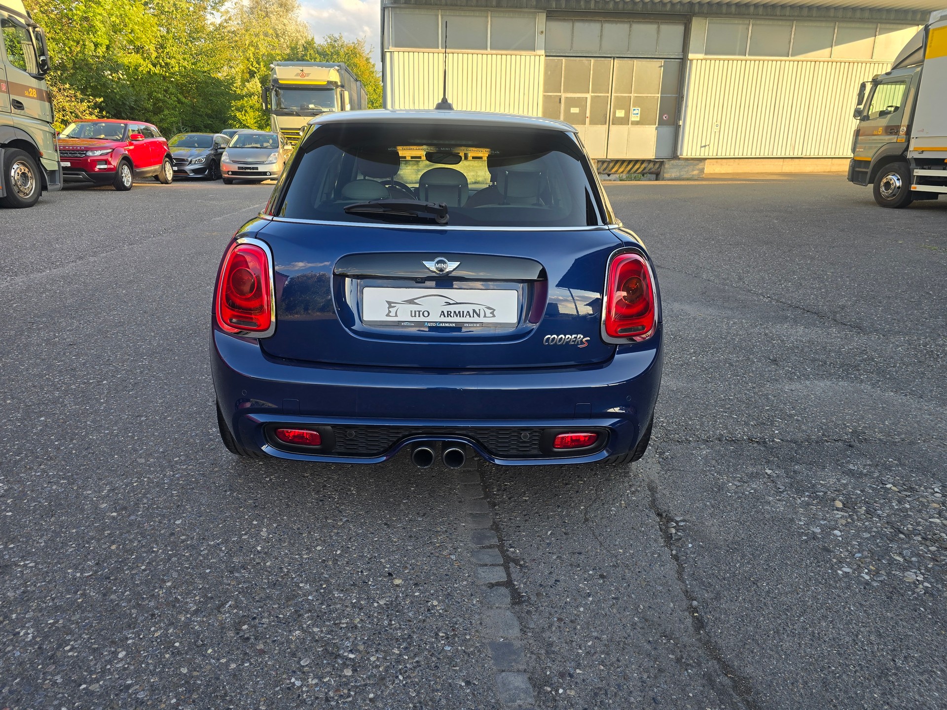 MINI Cooper S Steptronic-showroom-element-3