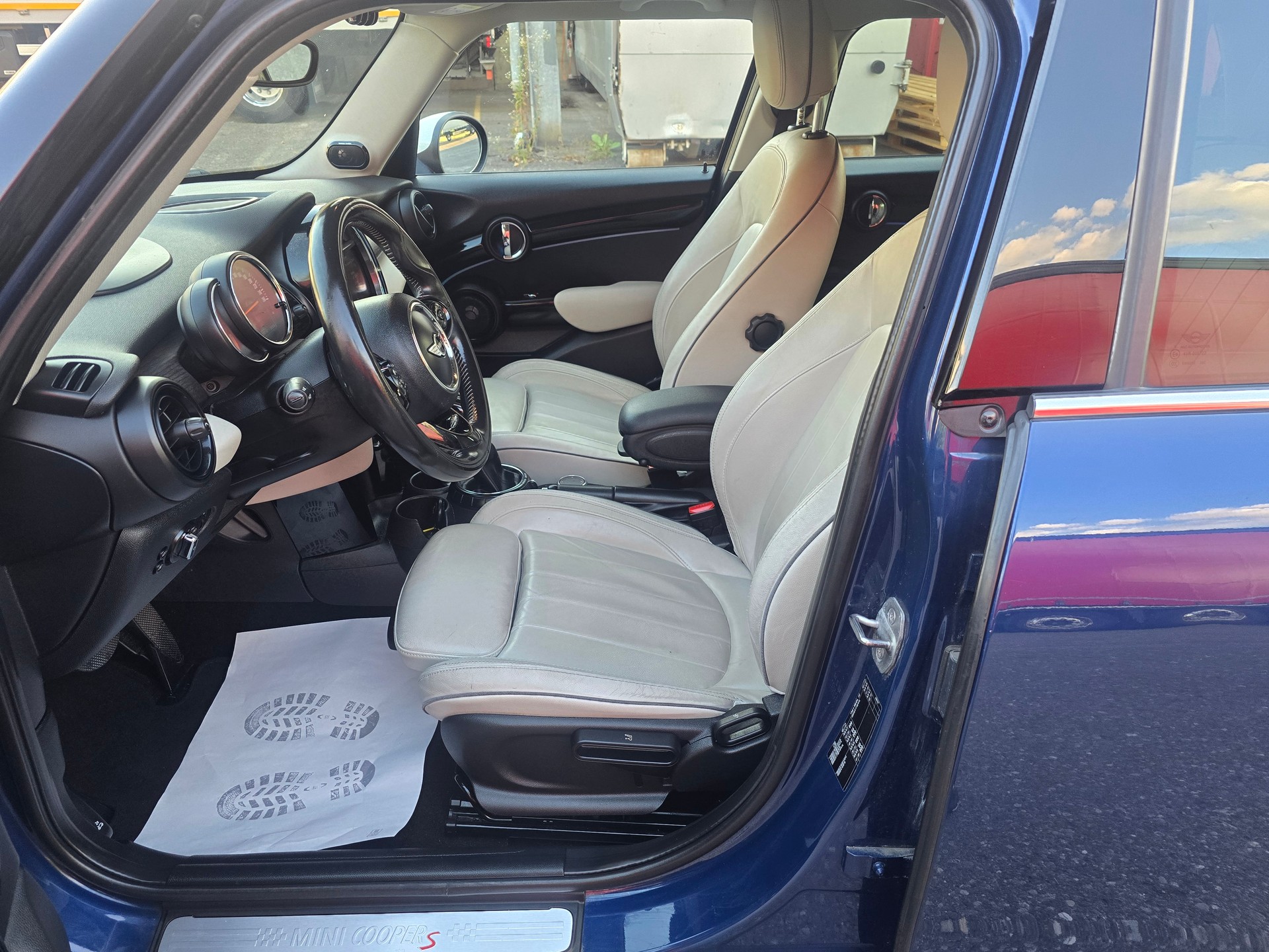 MINI Cooper S Steptronic-image-9