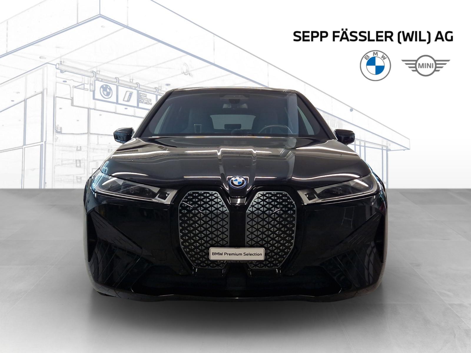 BMW iX xDrive50-image-8