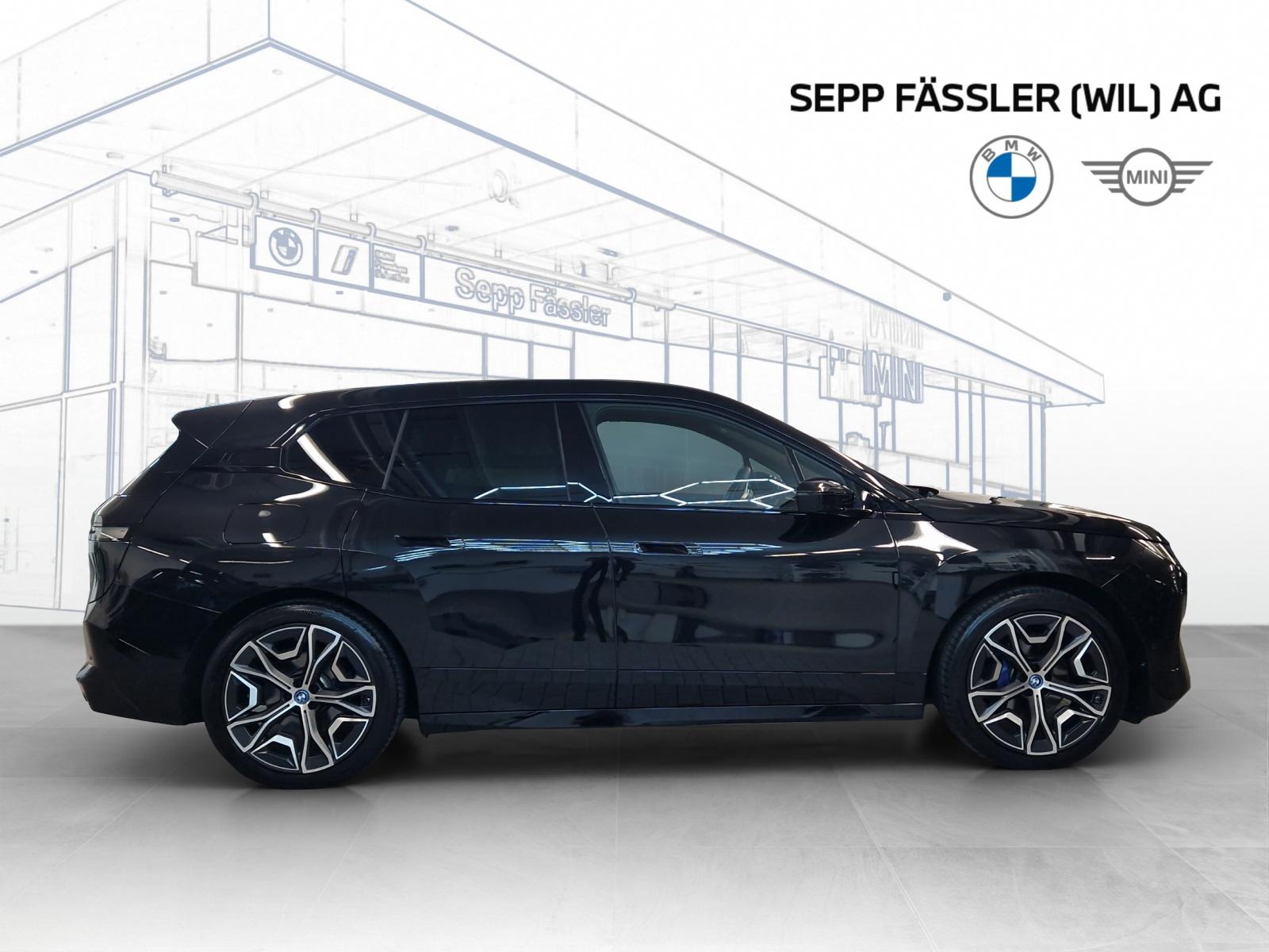 BMW iX xDrive50-image-6