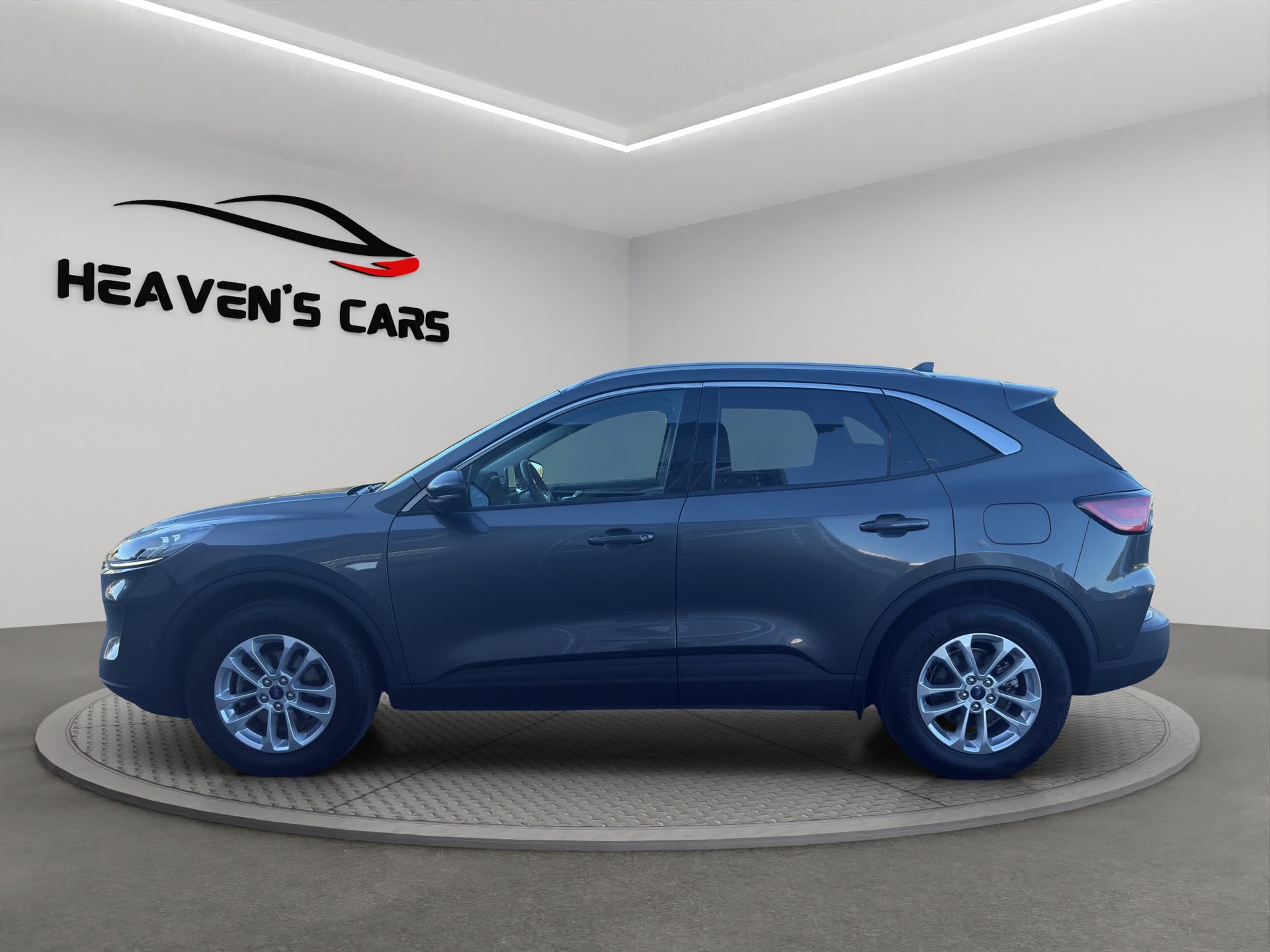 FORD Kuga 2.5 FHEV Titanium X 4WD-image-5