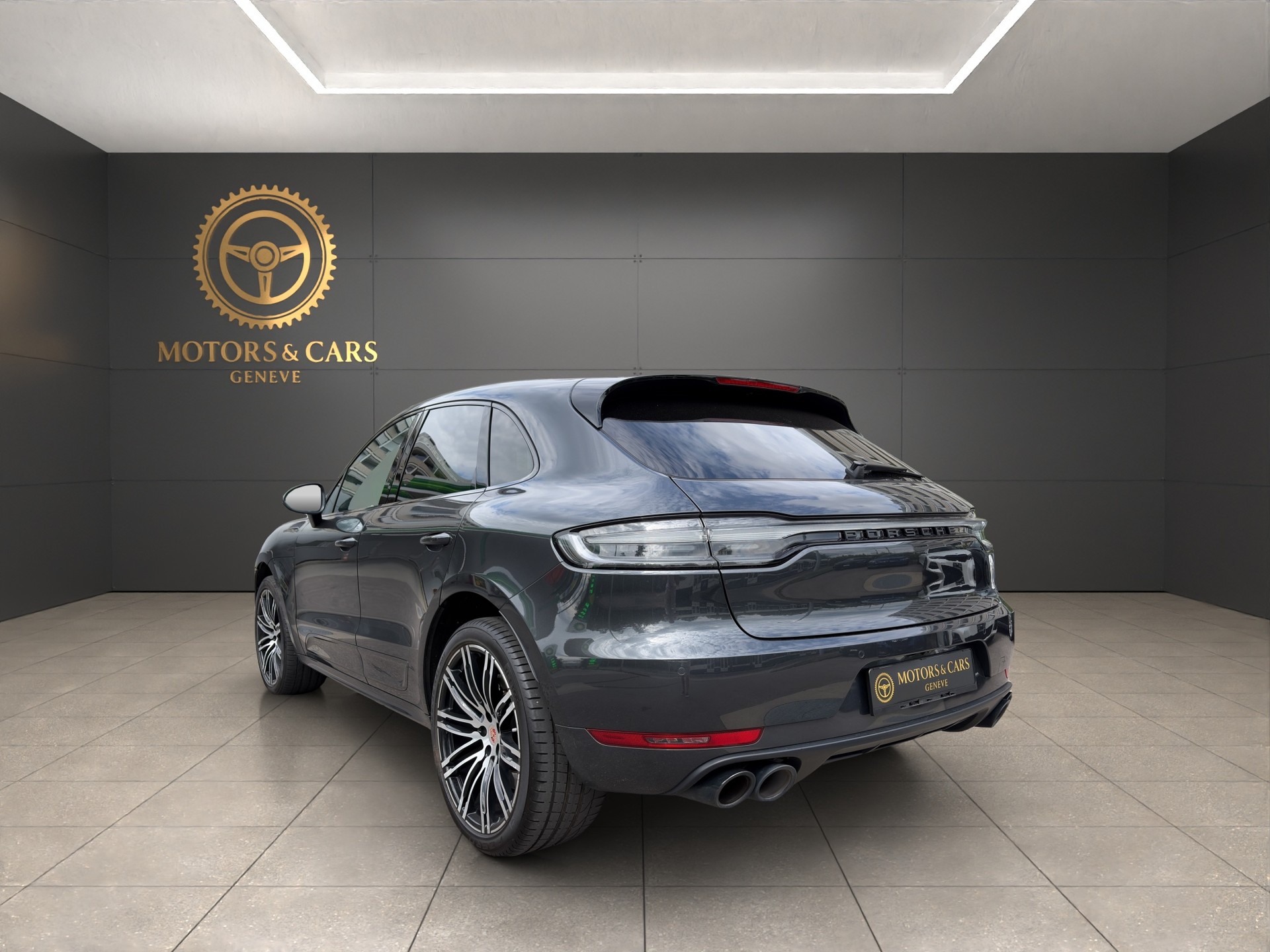 PORSCHE Macan GTS PDK-image-7
