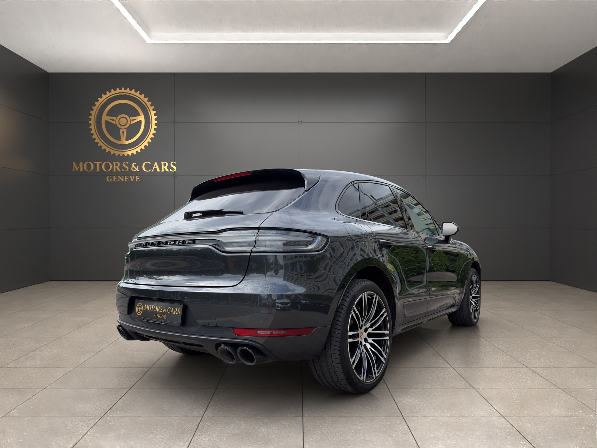 PORSCHE Macan GTS PDK-image-6