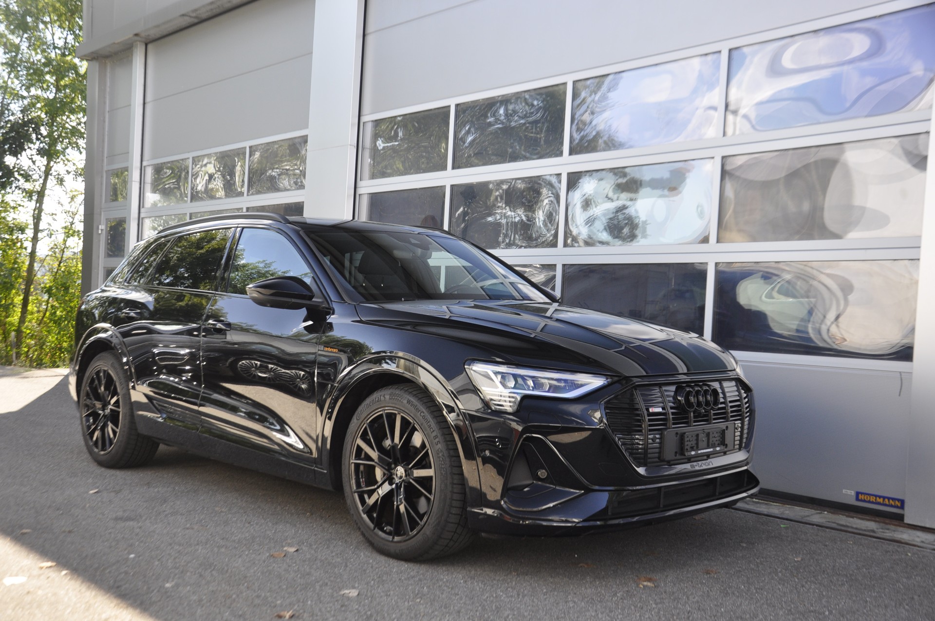 AUDI e-tron 55 S Line Black Edition quattro I Anhängerkupplung I Panorama-Glasdach