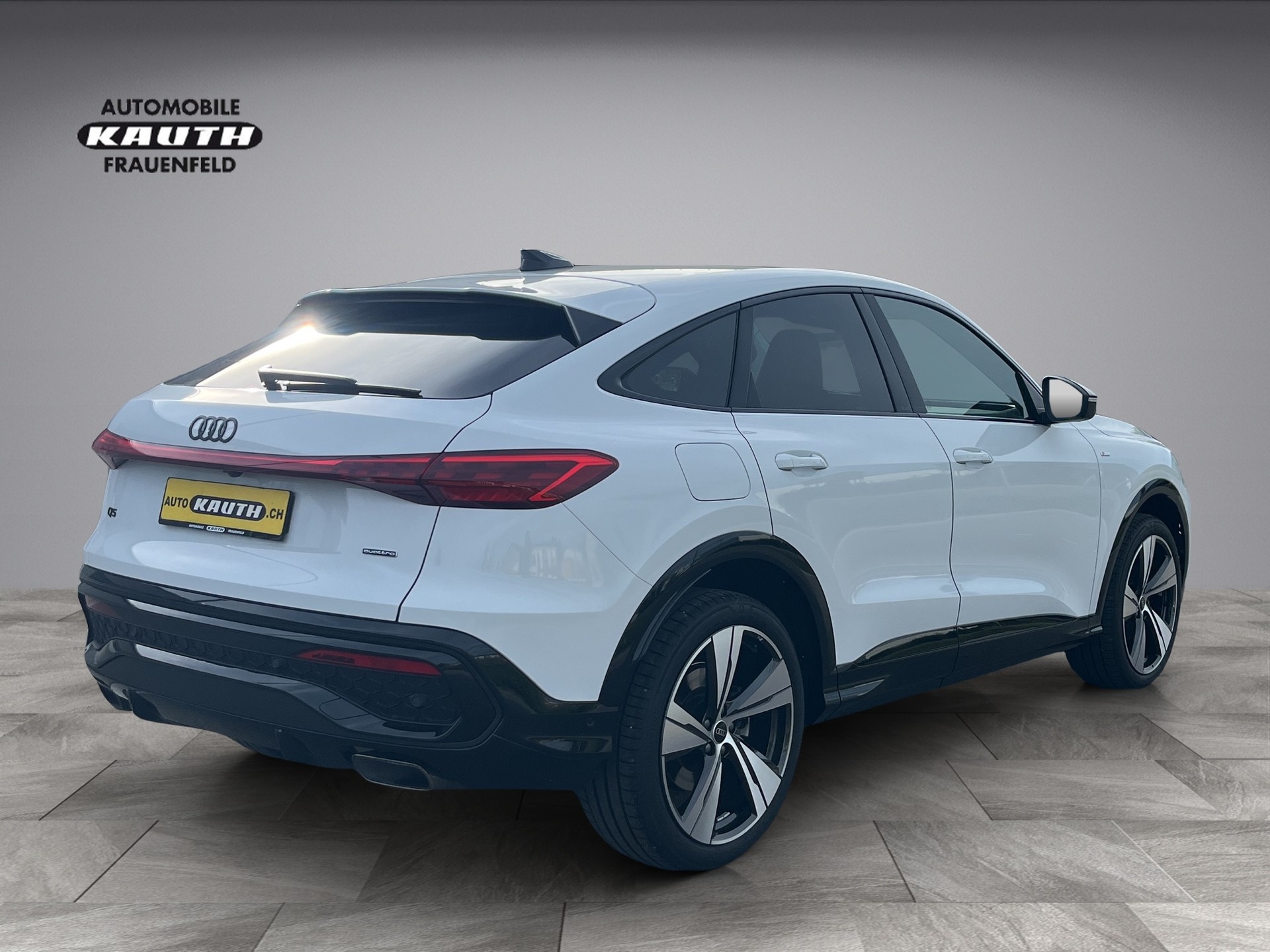 AUDI Q5 Sportback TFSI quattro 150 kW S-tronic*Standheizung, Head-up, AHK, 360°Kameras, B&O Sound, (5-Jahre Garantie)-image-5
