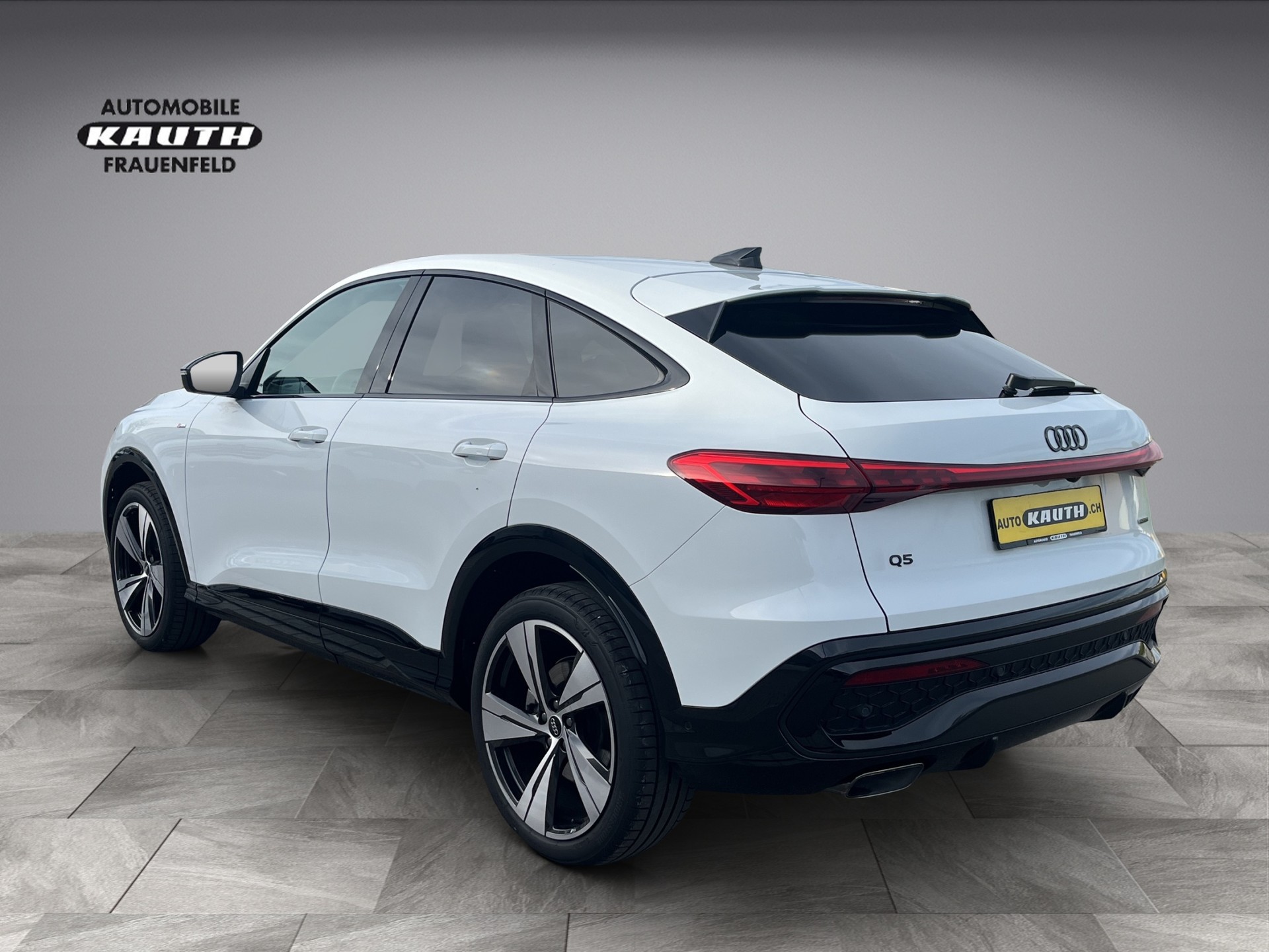 AUDI Q5 Sportback TFSI quattro 150 kW S-tronic*Standheizung, Head-up, AHK, 360°Kameras, B&O Sound, (5-Jahre Garantie)-showroom-element-2