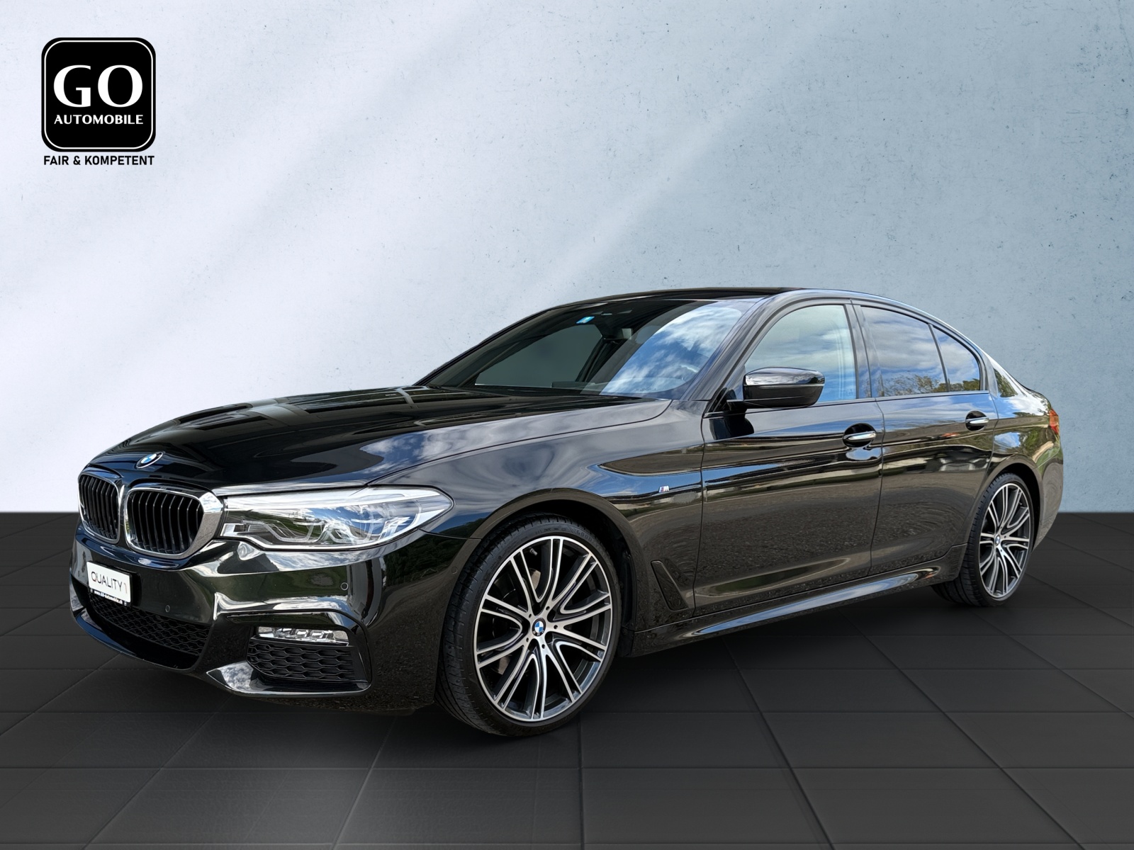 BMW 520d X-Drive M-SPORTPAKET-showroom-element-1