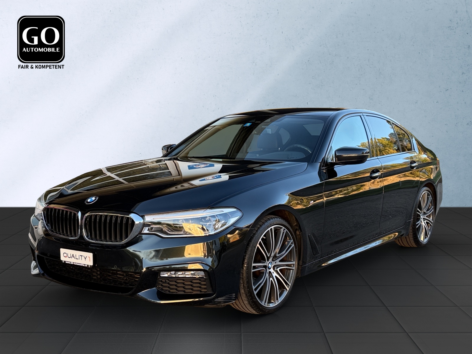 BMW 520d X-Drive M-PAKET-showroom-element-1