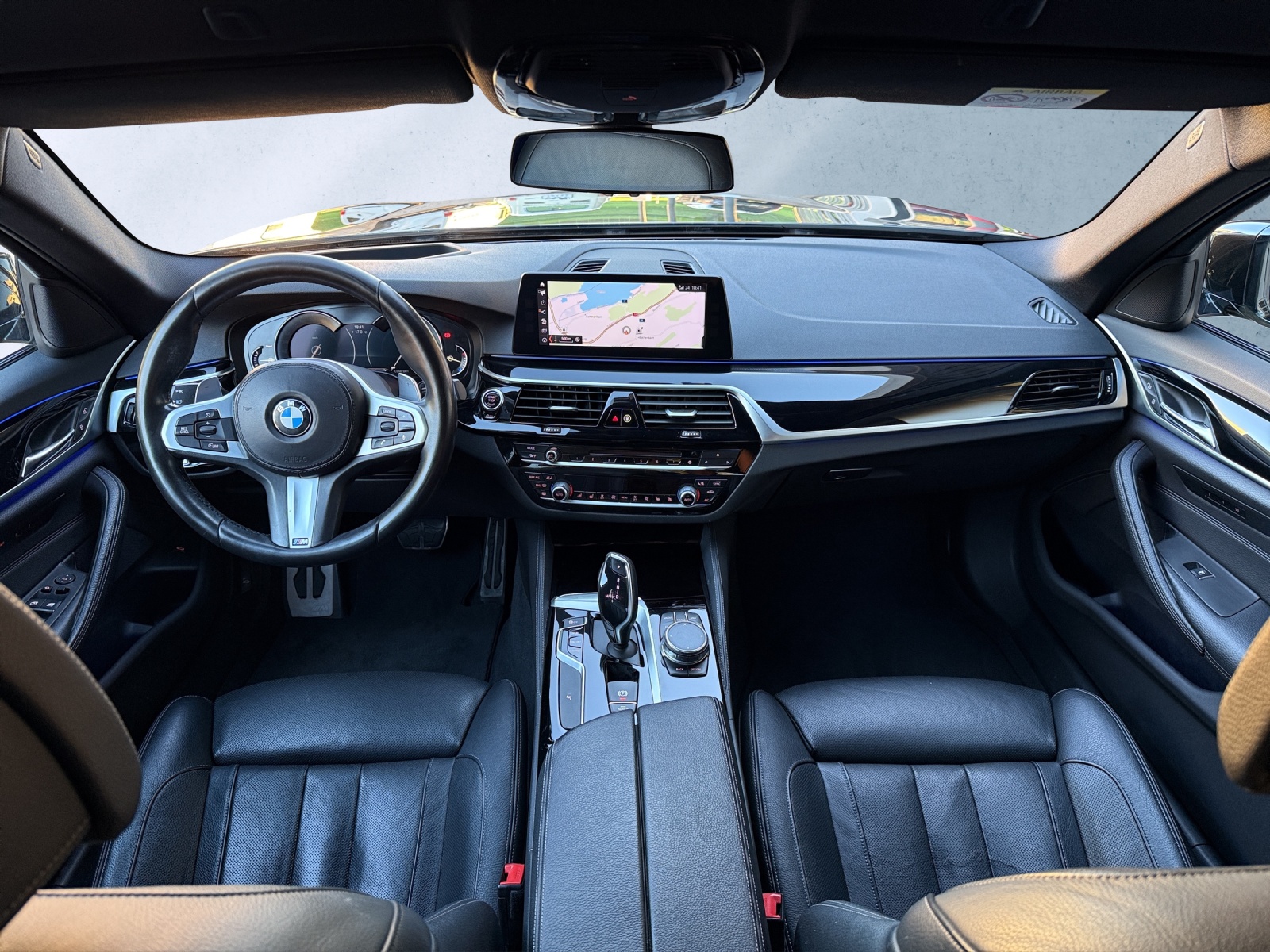 BMW 520d X-Drive M-PAKET-image-10