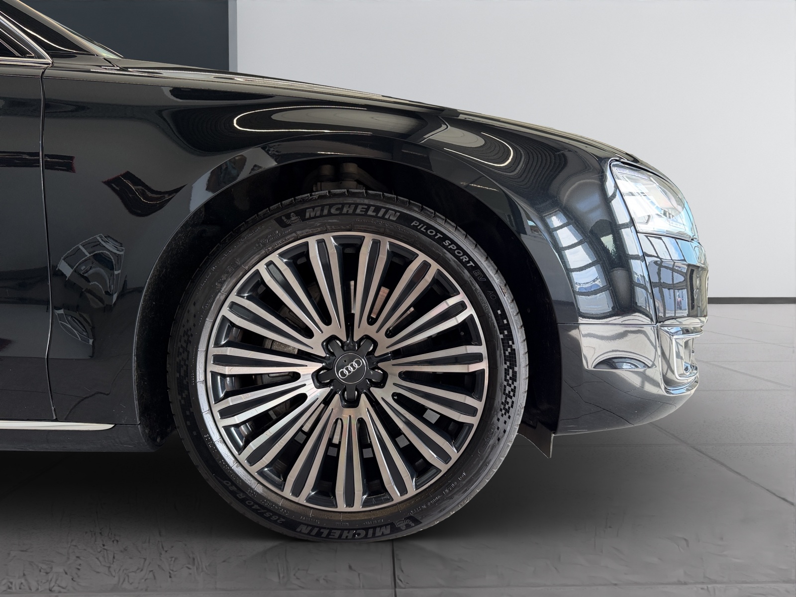 AUDI A8 3.0 TDI ultra quattro tiptronic-image-10