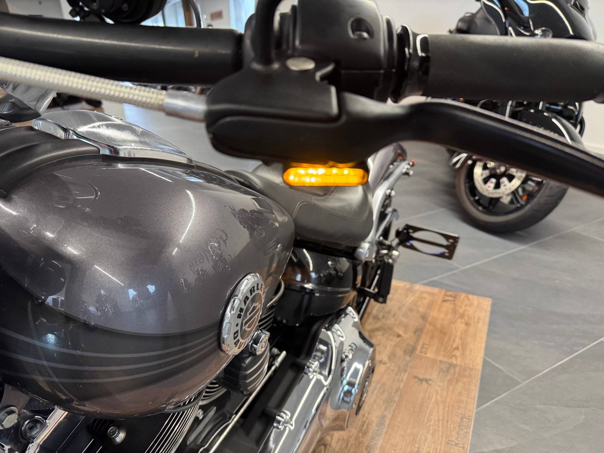HARLEY-DAVIDSON Breakout FXSB 103 (35 kW Possible)-image-9