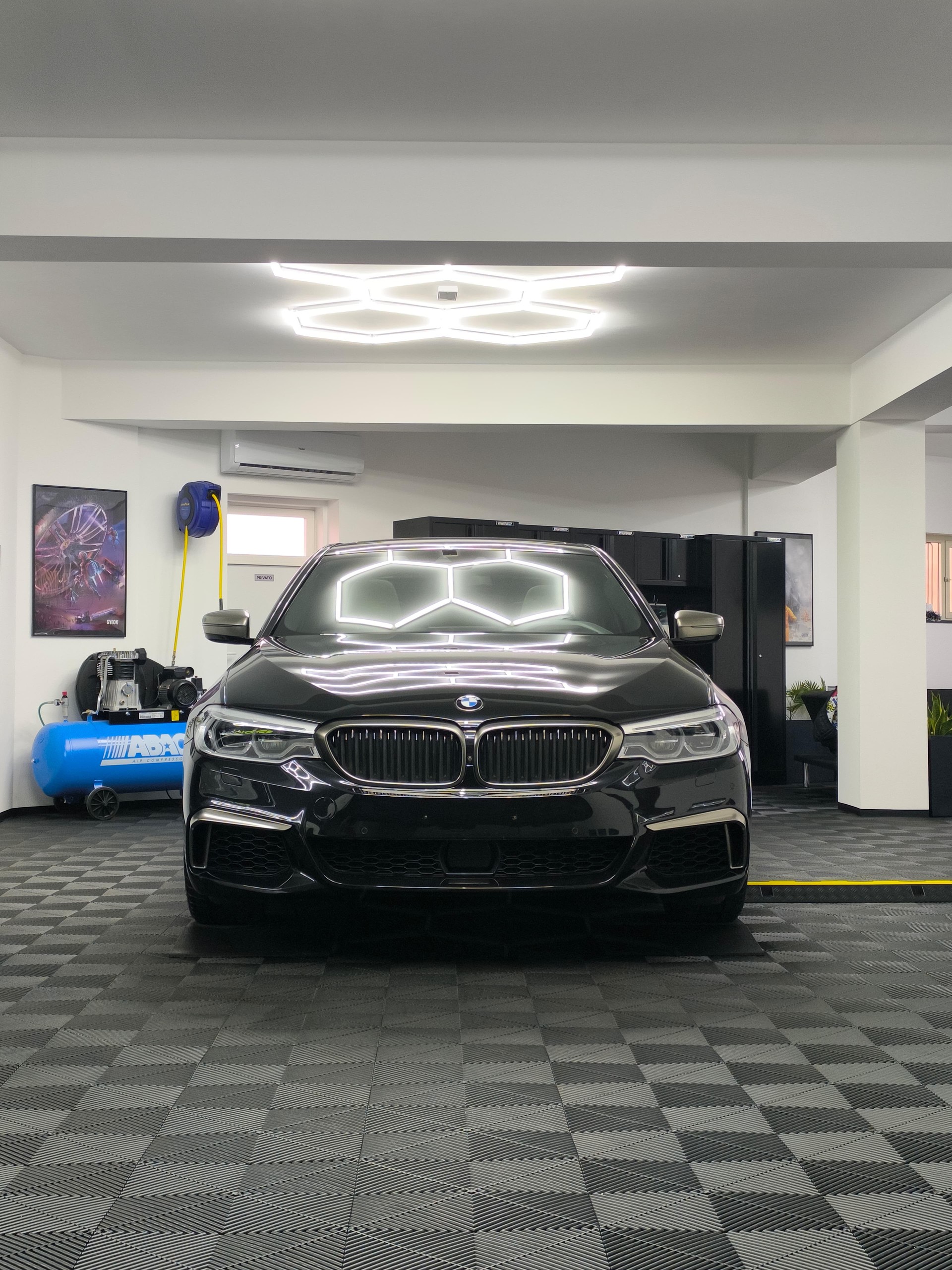BMW M550i xDrive Steptronic