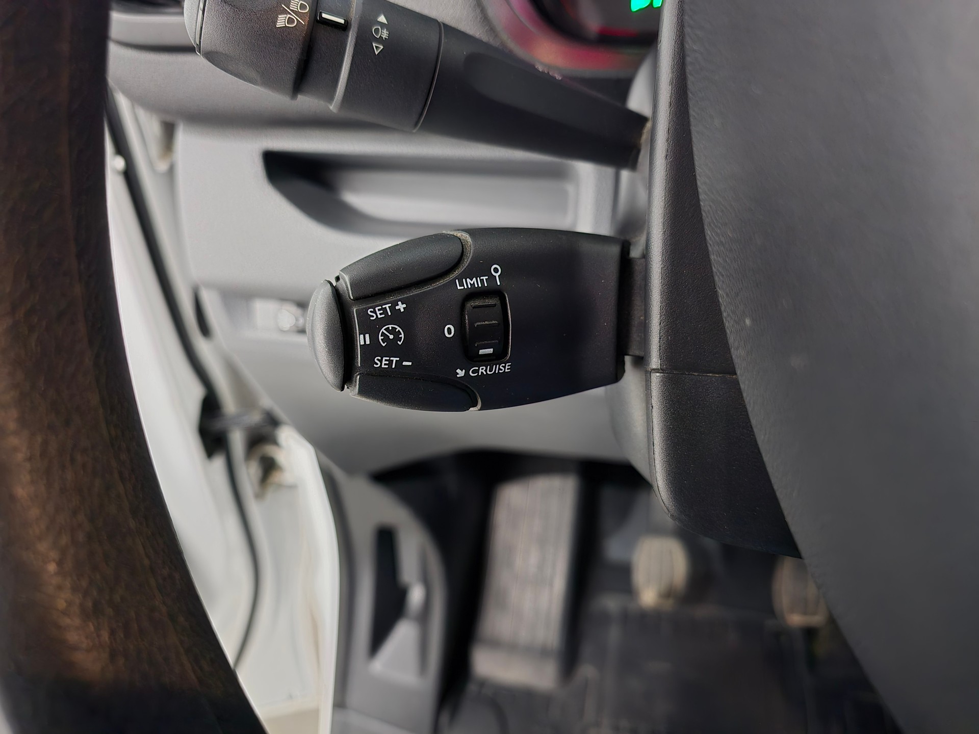 TOYOTA Proace 1.6D Panel Van L0 Terra-image-6