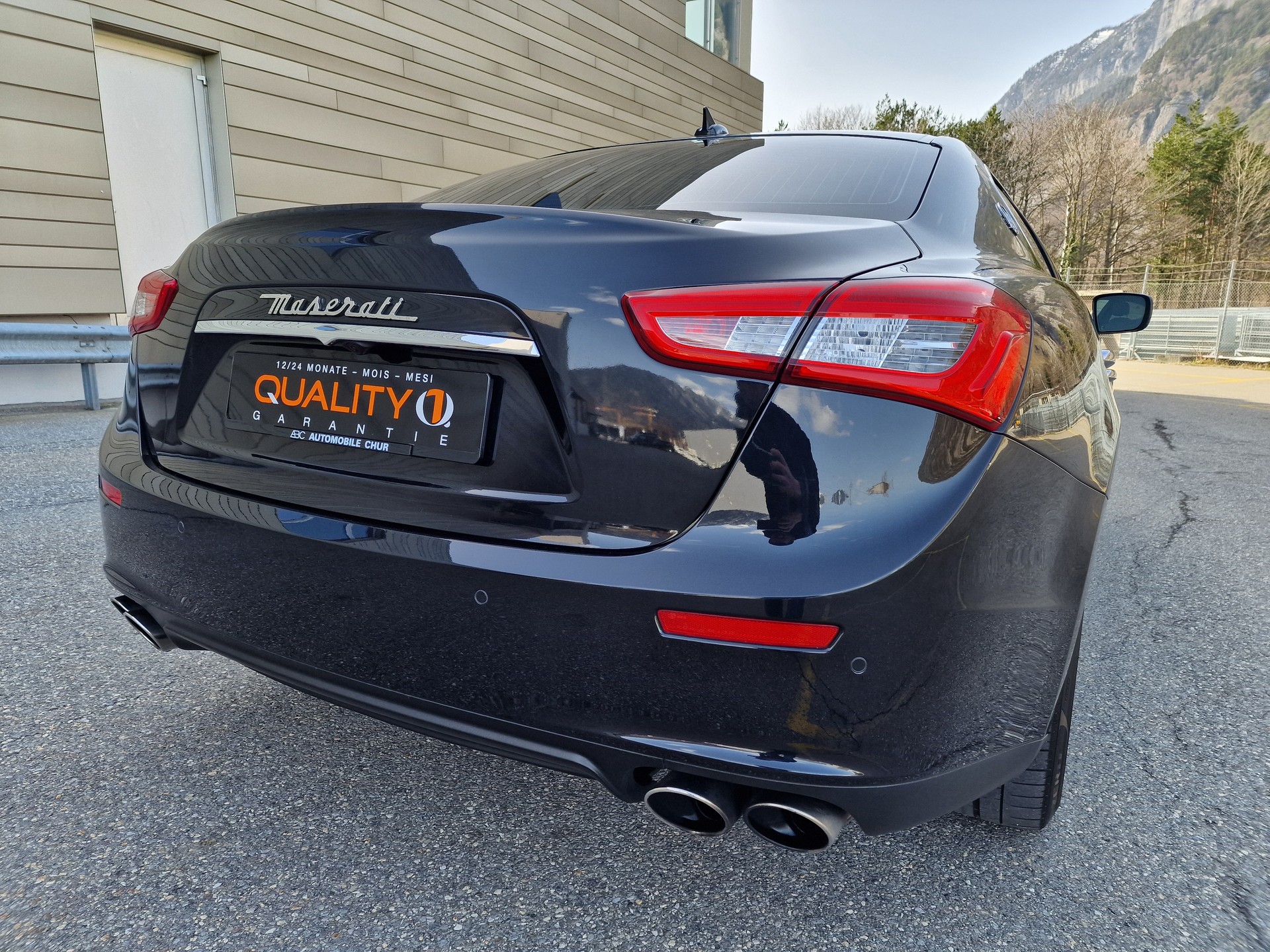 MASERATI Ghibli S Q4 3.0 V6 Swiss Mountain Ed. Automatica-image-7