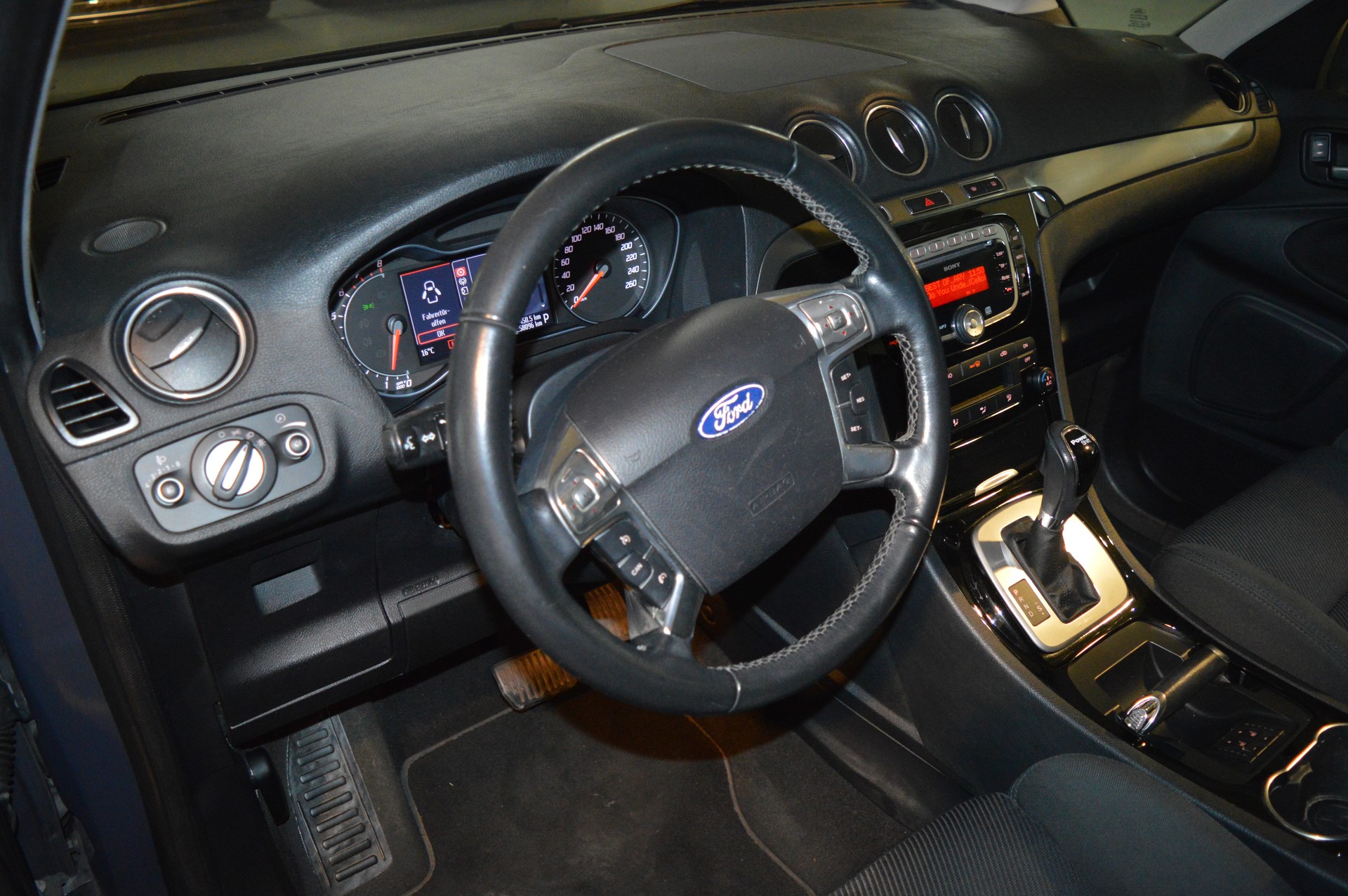 FORD S-Max 2.0 SCTi Titanium PowerShift-image-14