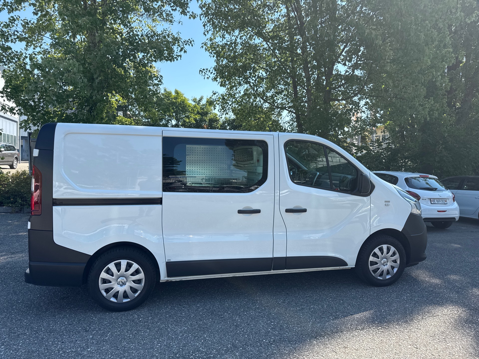 NISSAN NV300 dCi 125 2.9 L1H1 Comfort * 03x Sitze * Klimaanlage * Tempomat * PDC H * RF-Kamera * LTZ MFK 24.04.2024 **-image-9