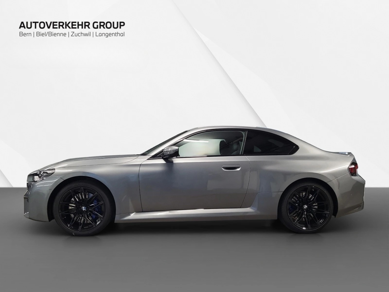 BMW M2 Steptronic-showroom-element-1