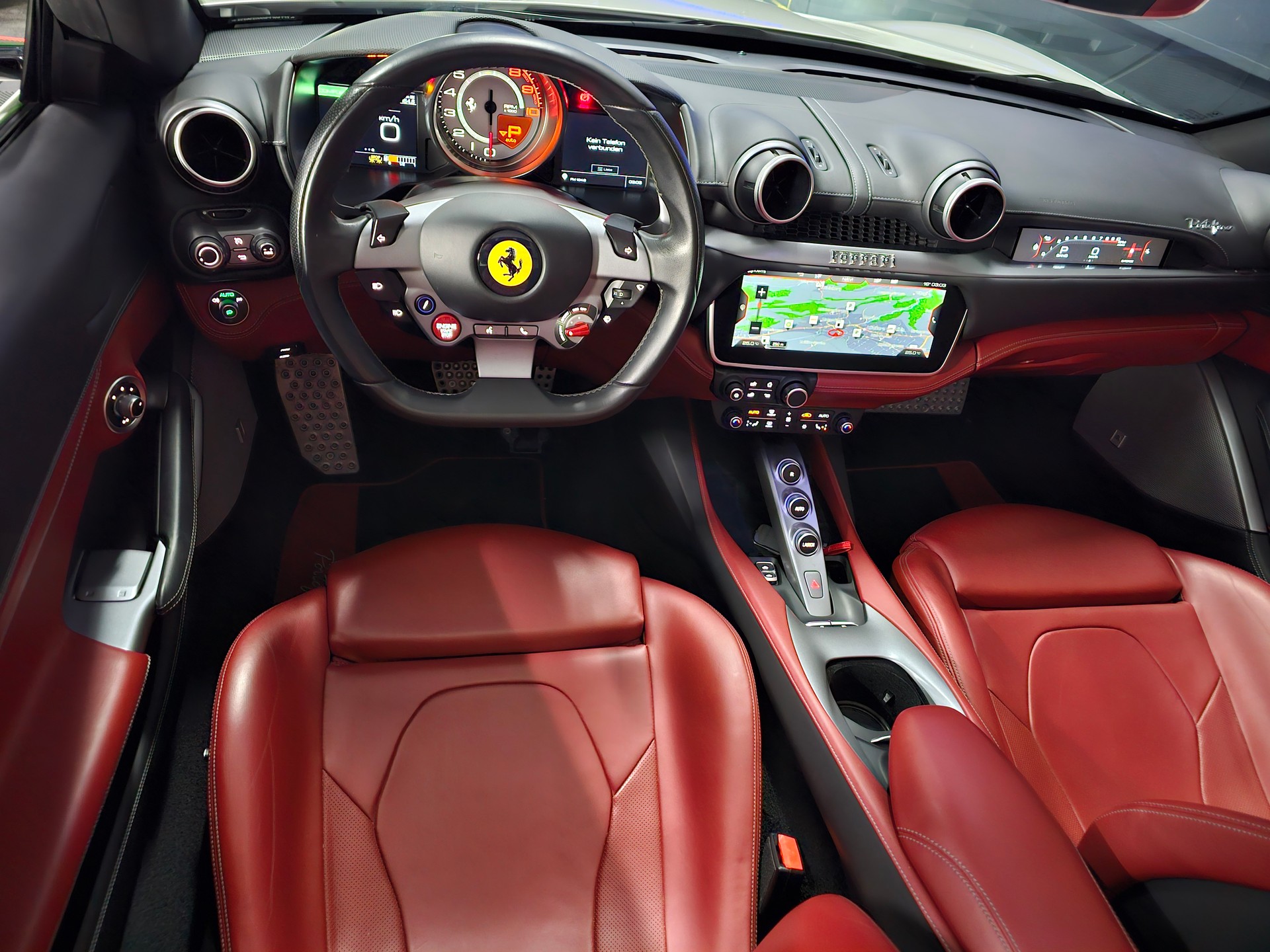FERRARI Portofino 3.9 V8 T-image-11